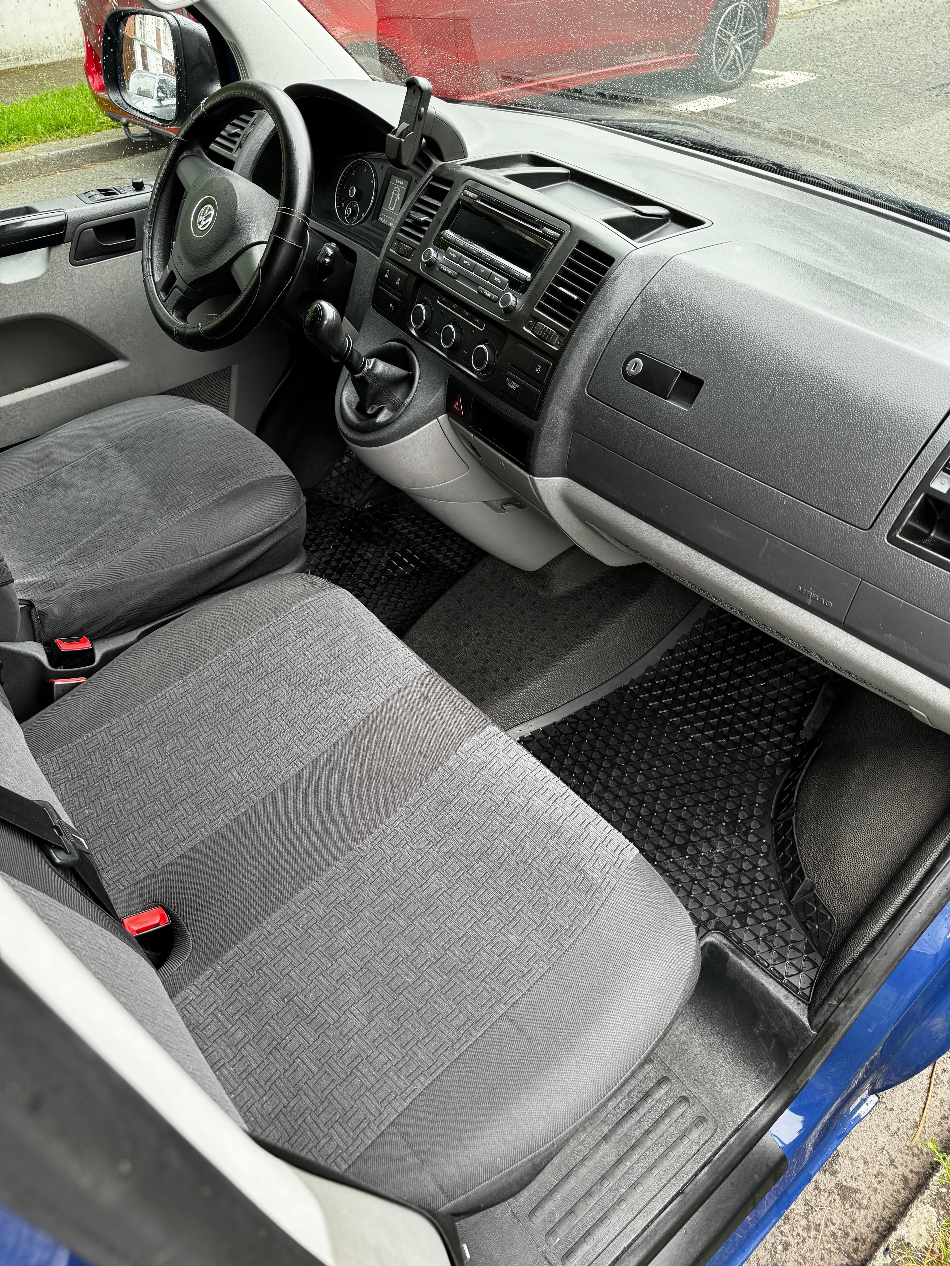 Volkswagen Caravelle, Caravelle 2.0 TDI, udržované - fotka 5