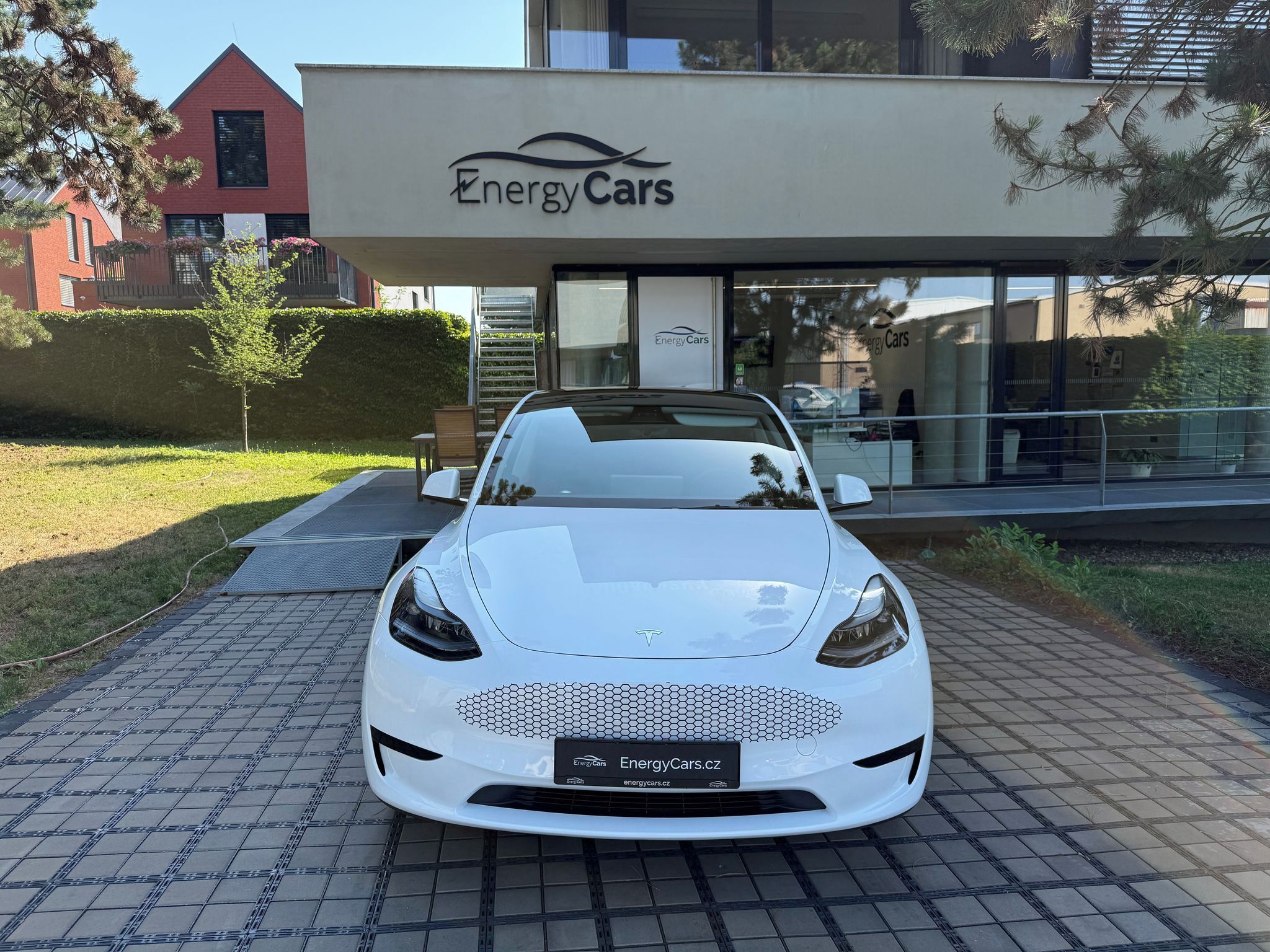 Tesla Model Y, Standrart Range LFP Tažné - fotka 2