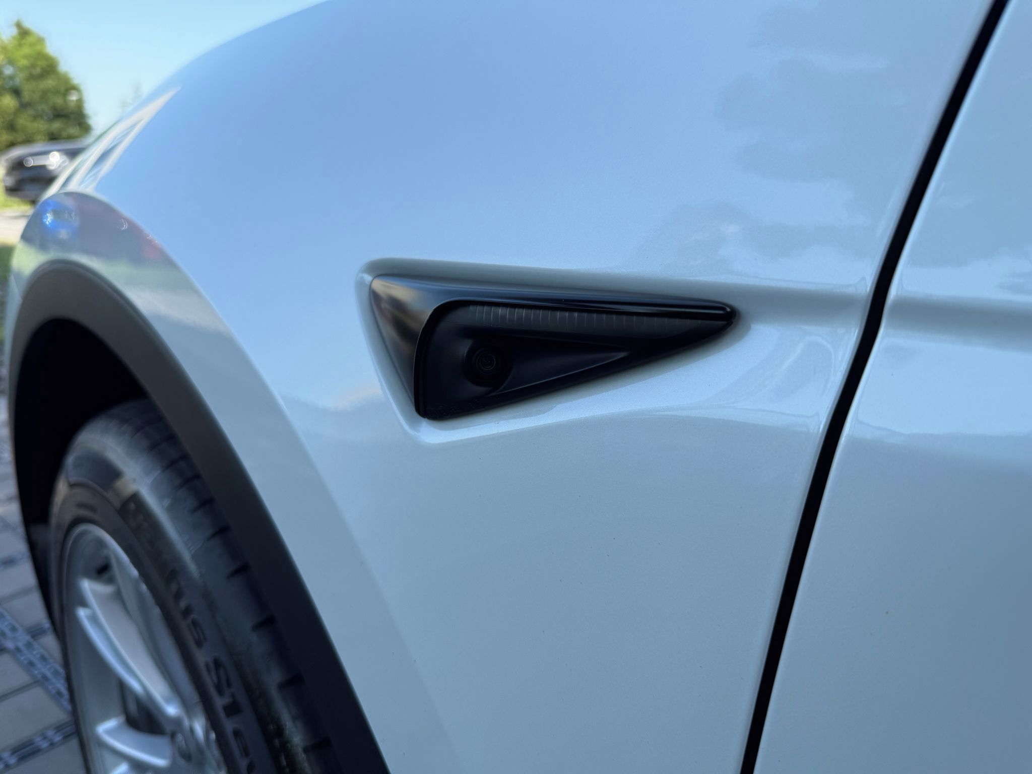 Tesla Model Y, Standrart Range LFP Tažné - fotka 6