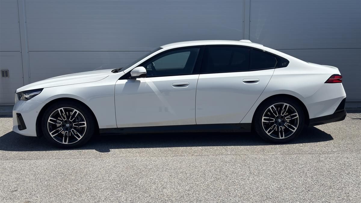 BMW Řada 5, 540xd Mpaket ČR DPH - fotka 3