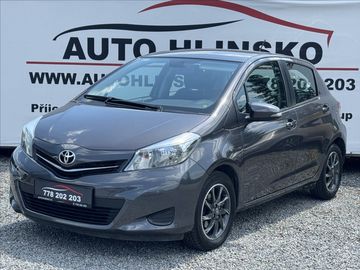1,3   i 73KW BLUETOOTH KAMERA