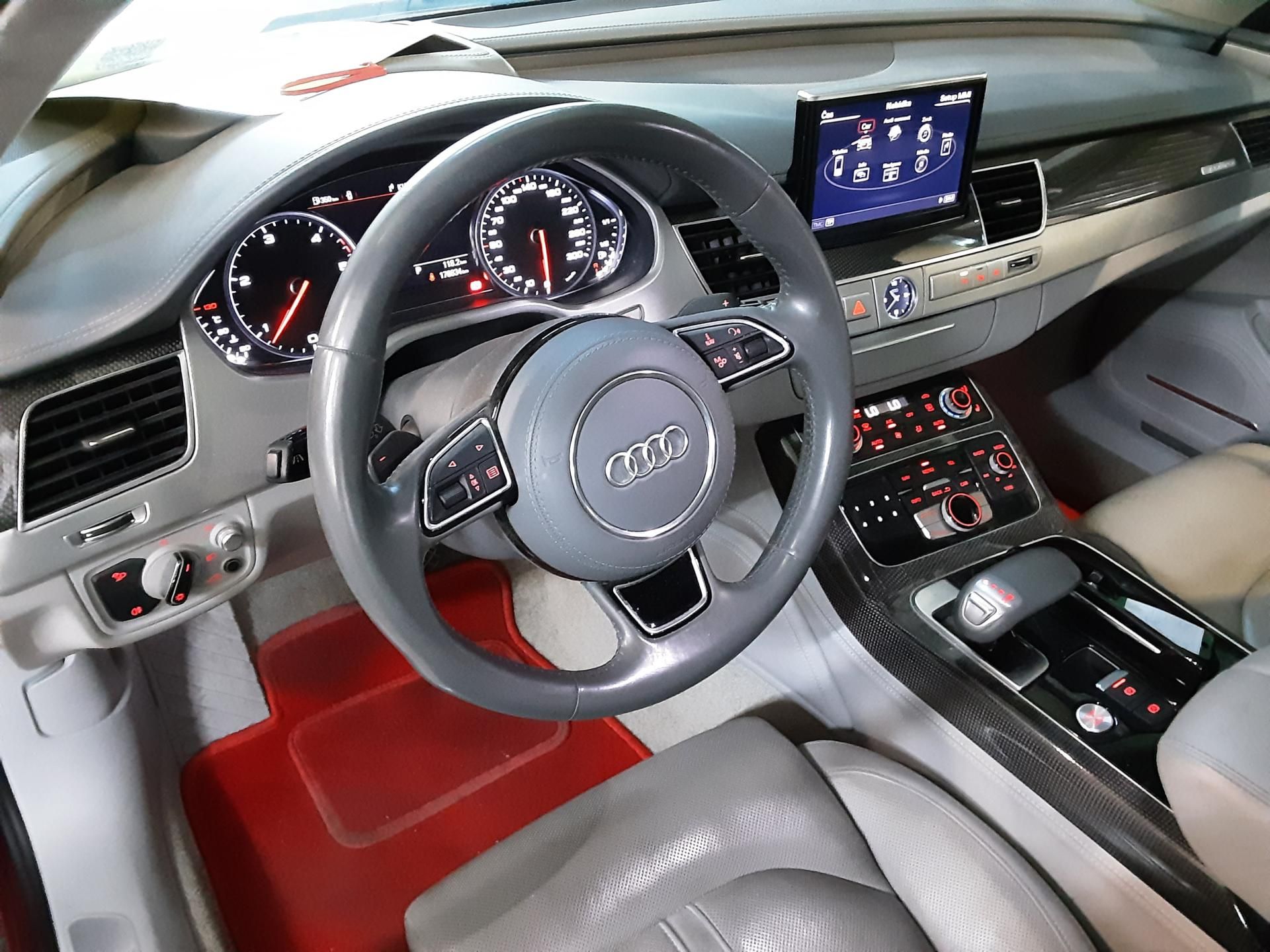 Audi A8, 4.2 V8 TDI 283 kW quattro - fotka 3