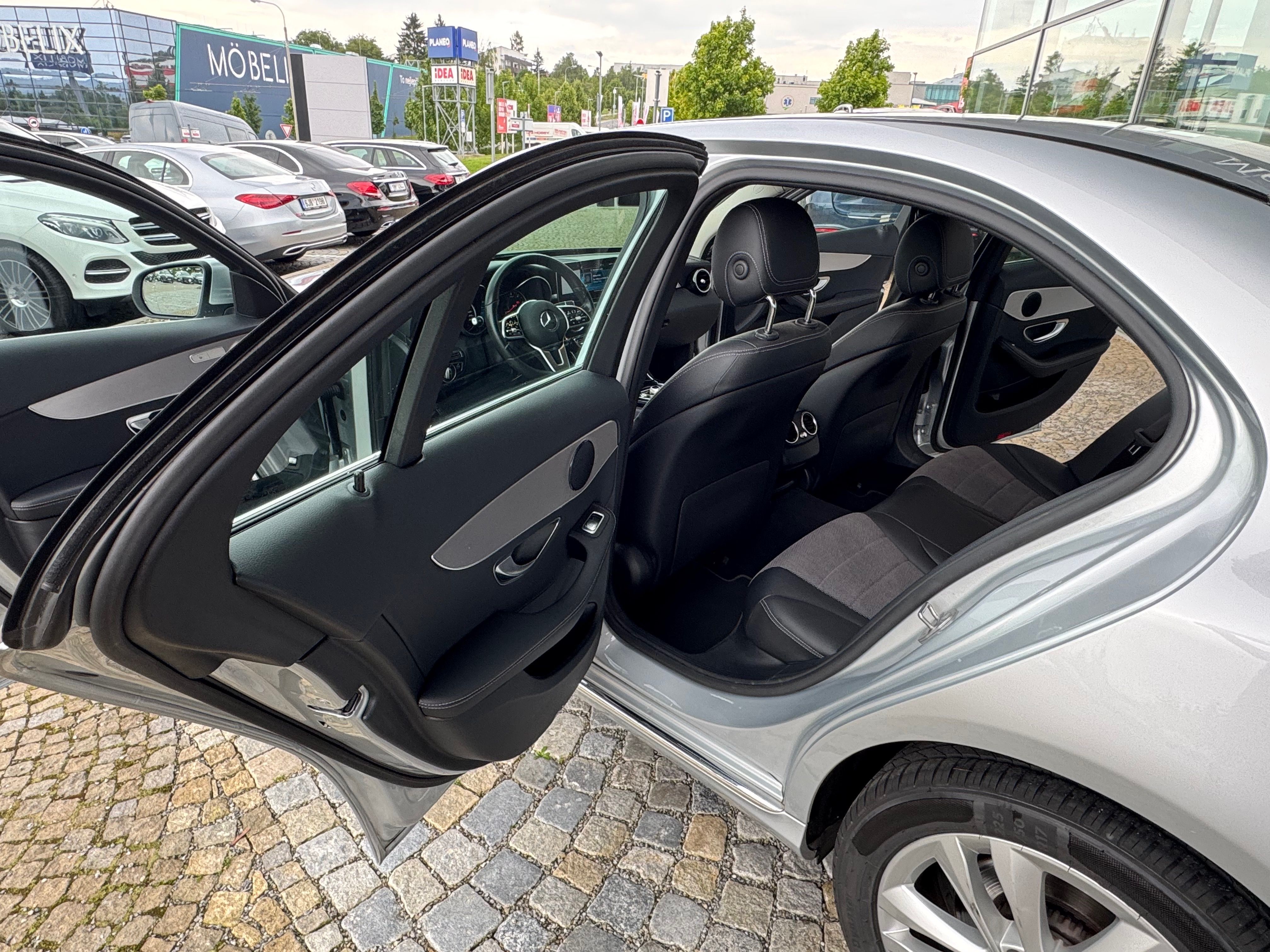 Mercedes-Benz Třídy C - fotka 6