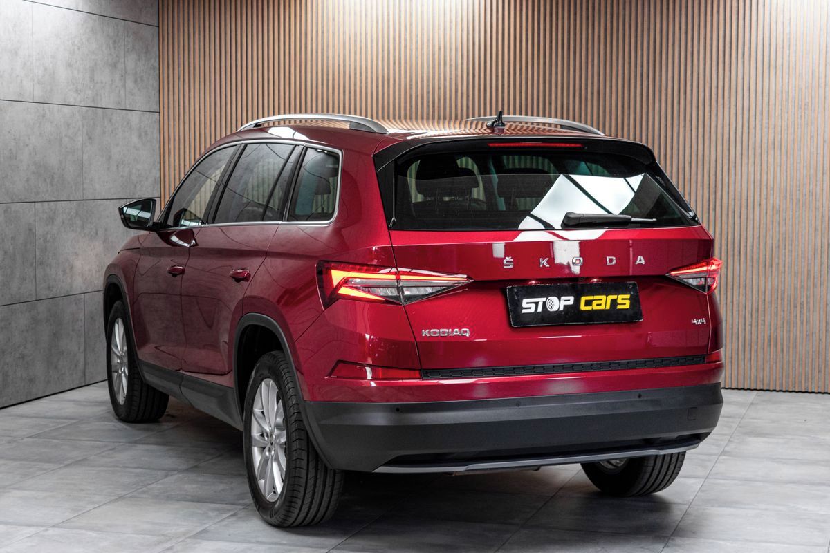 Škoda Kodiaq, TDI 147kW 4x4*STYLE*TAŽNÉ*ČR 1 - fotka 4