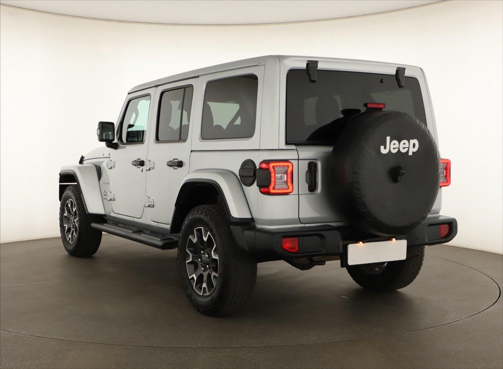 Jeep Wrangler, 2.0 eTorque - fotka 3