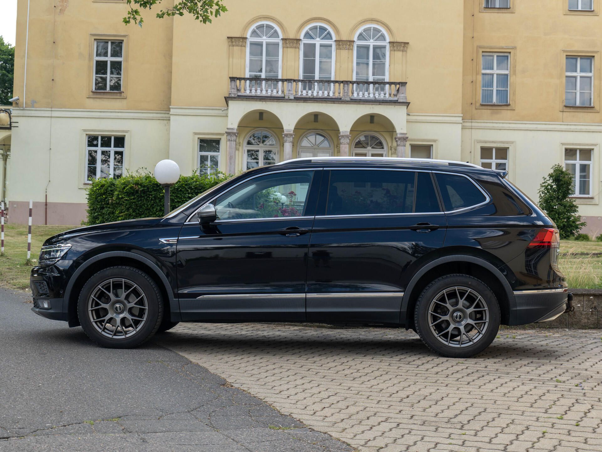 Volkswagen Tiguan Allspace, TDI 4x4 DSG 360 HUD Matrix Taž - fotka 4