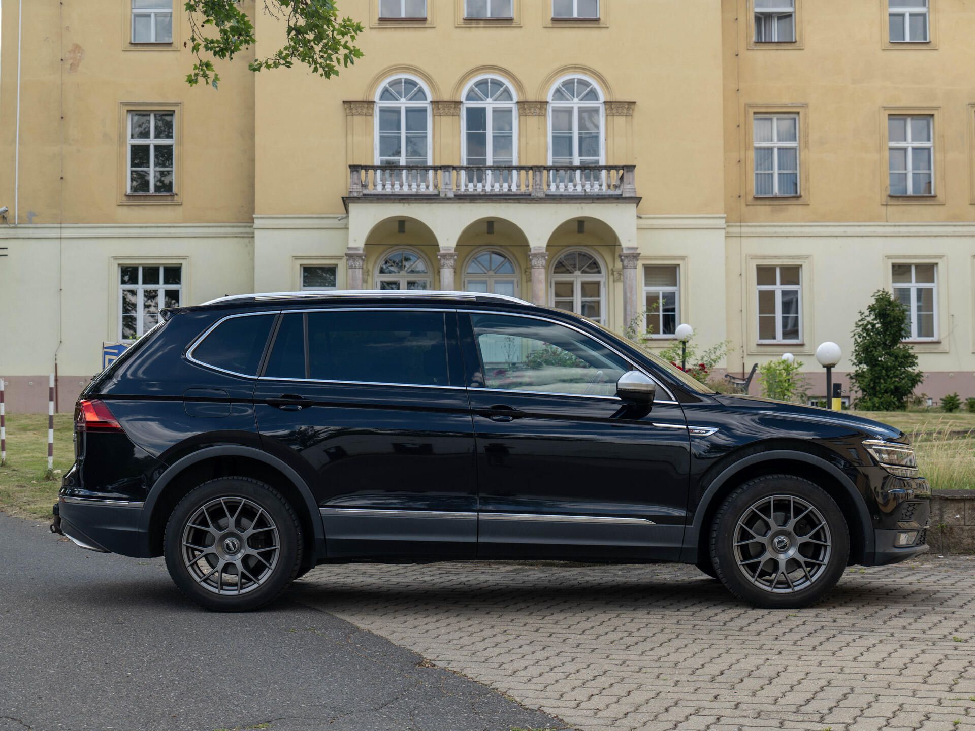 Volkswagen Tiguan Allspace, TDI 4x4 DSG 360 HUD Matrix Taž - fotka 5