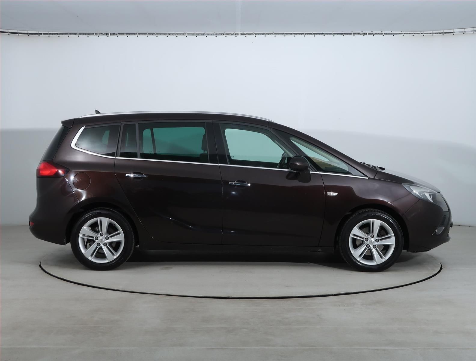 Opel Zafira, 1.4 Turbo, 7 míst, Navi - fotka 6
