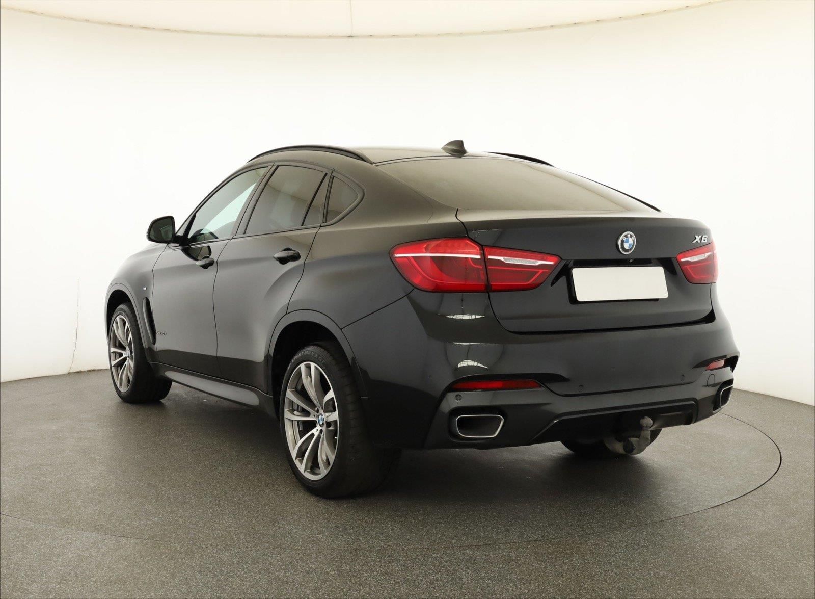 BMW X6, xDrive40d, 4X4, Automat - fotka 4