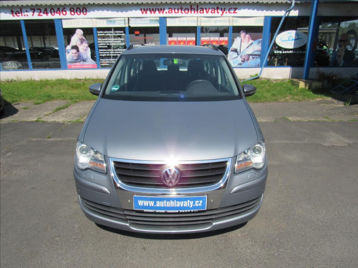 Volkswagen Touran, 1,9 TDI 77kW DSG - fotka 2