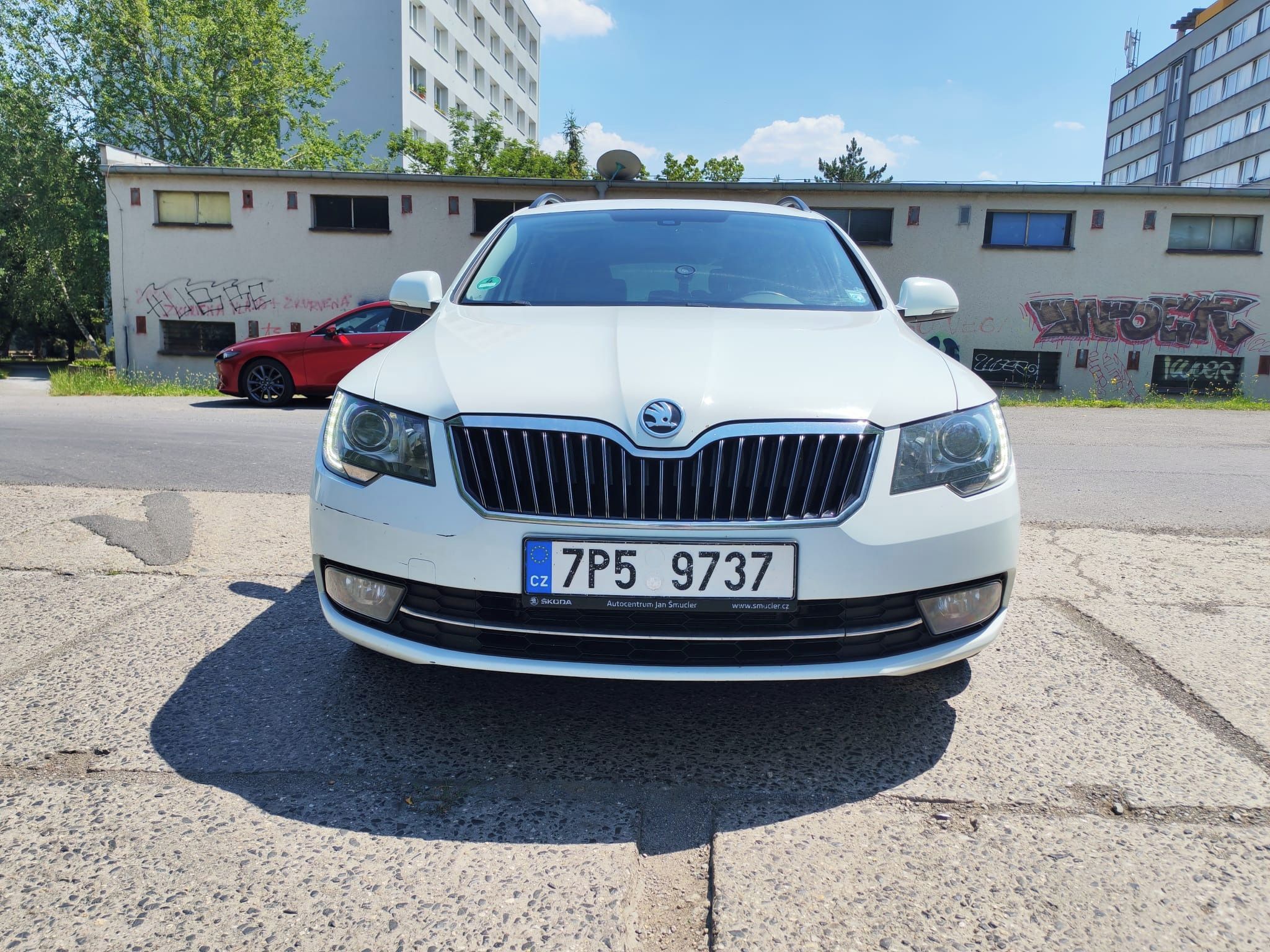 Škoda Superb, 2.0TDI, 125 kW, Ambition kombi - fotka 2