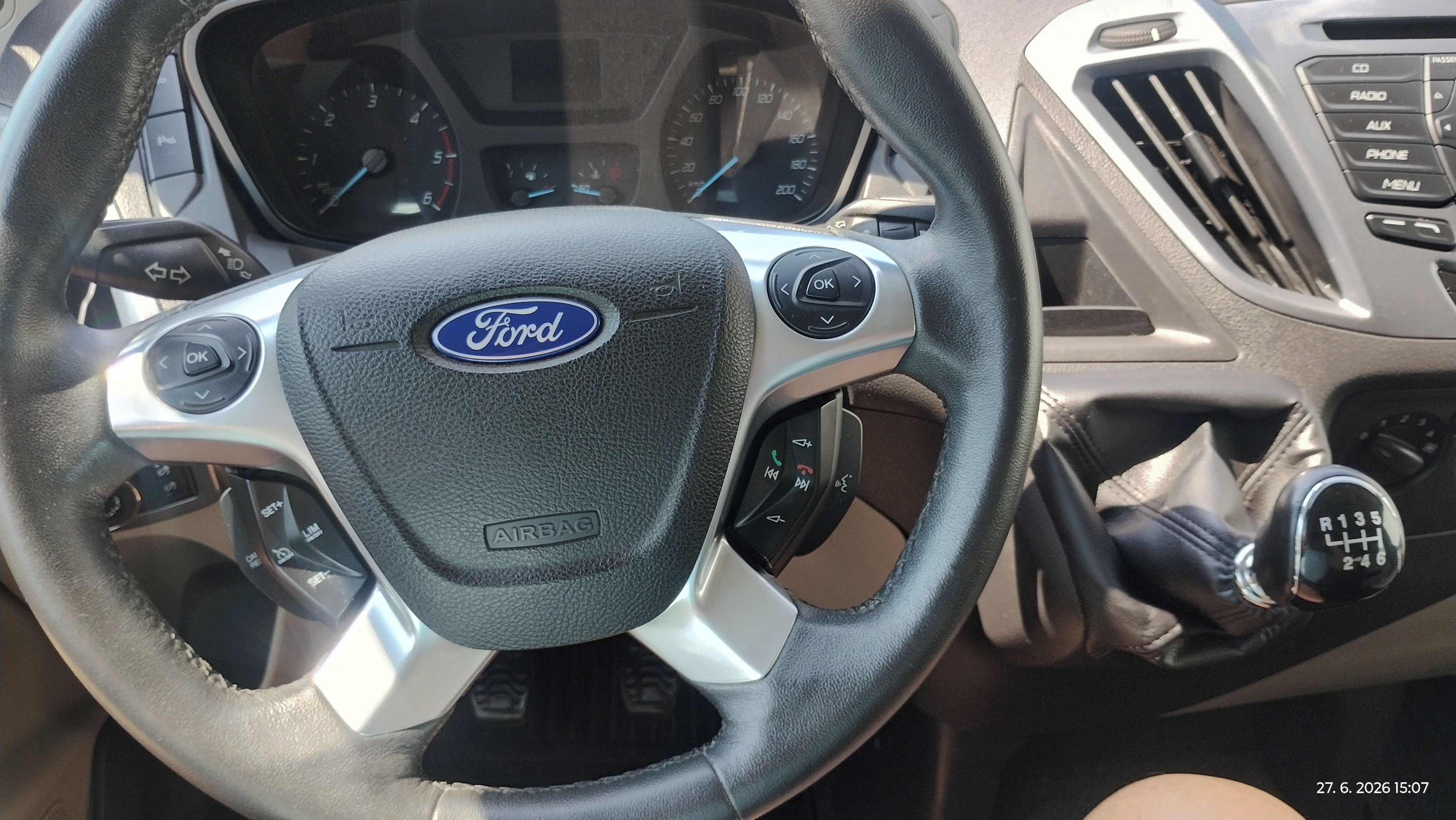Ford Tourneo Custom, Titanium 2,2 Tdci 155 Ps - fotka 6