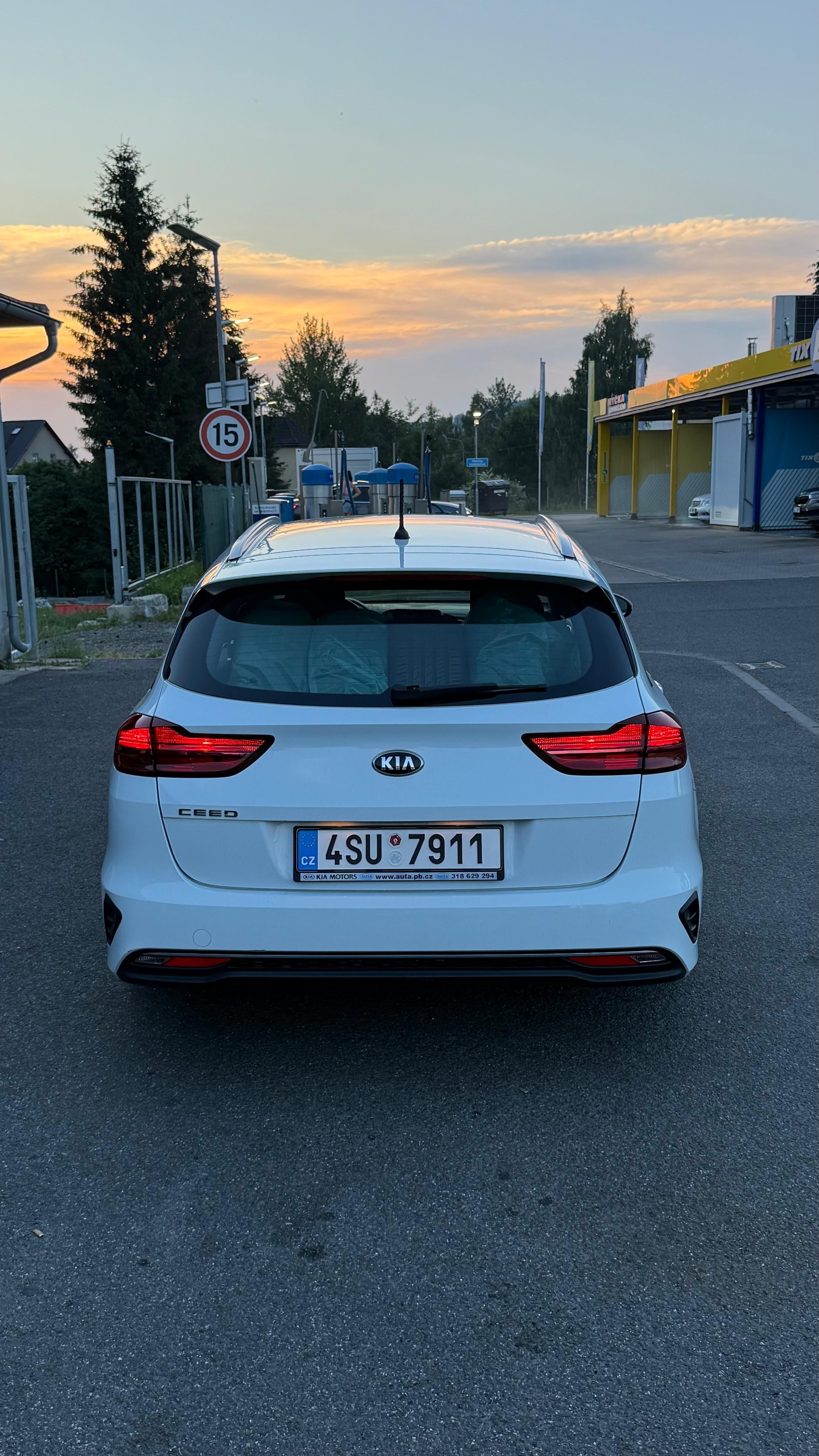 Kia Cee´d - fotka 6