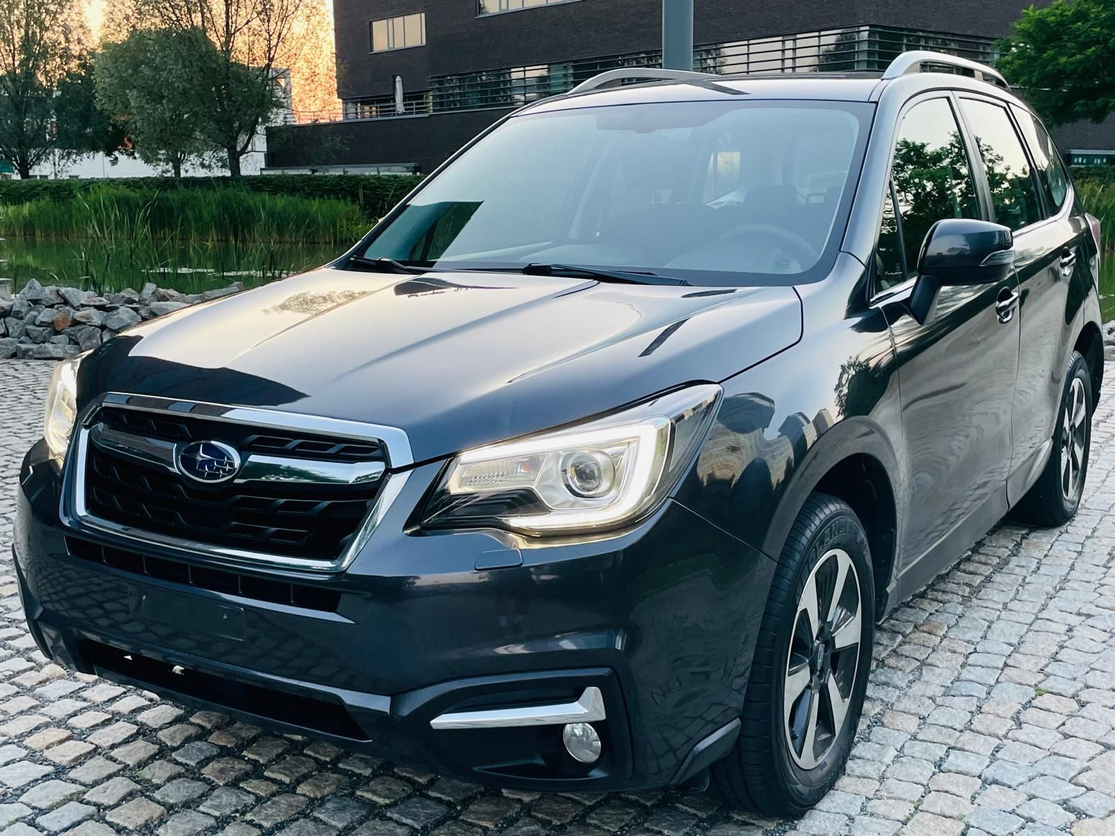 Subaru Forester, 2.0i 4x4 AUT KAMERA VÝHŘEV LED - fotka 3