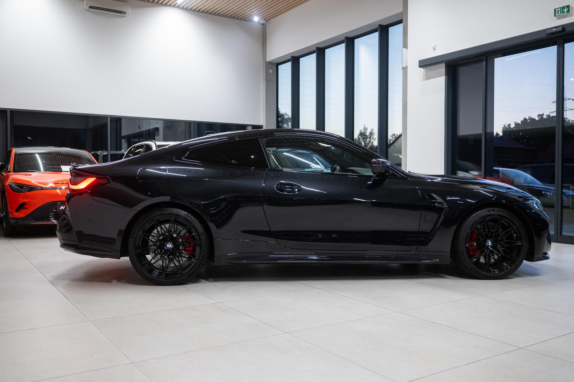 BMW M4, COMPETITION xDrive - fotka 3
