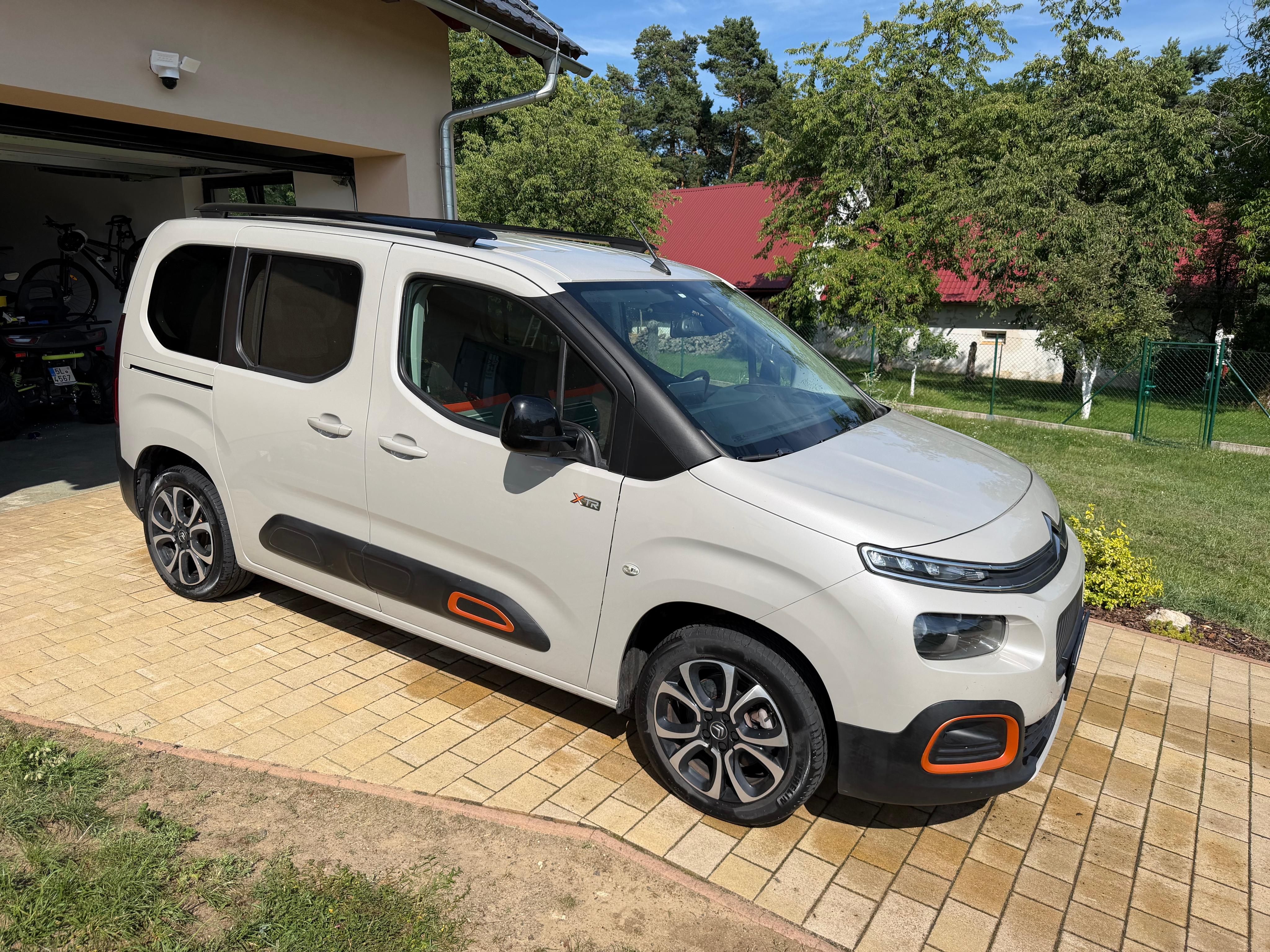 Citroën ë-Berlingo, Citroën ë-Berlingo Shine XTR - fotka 3