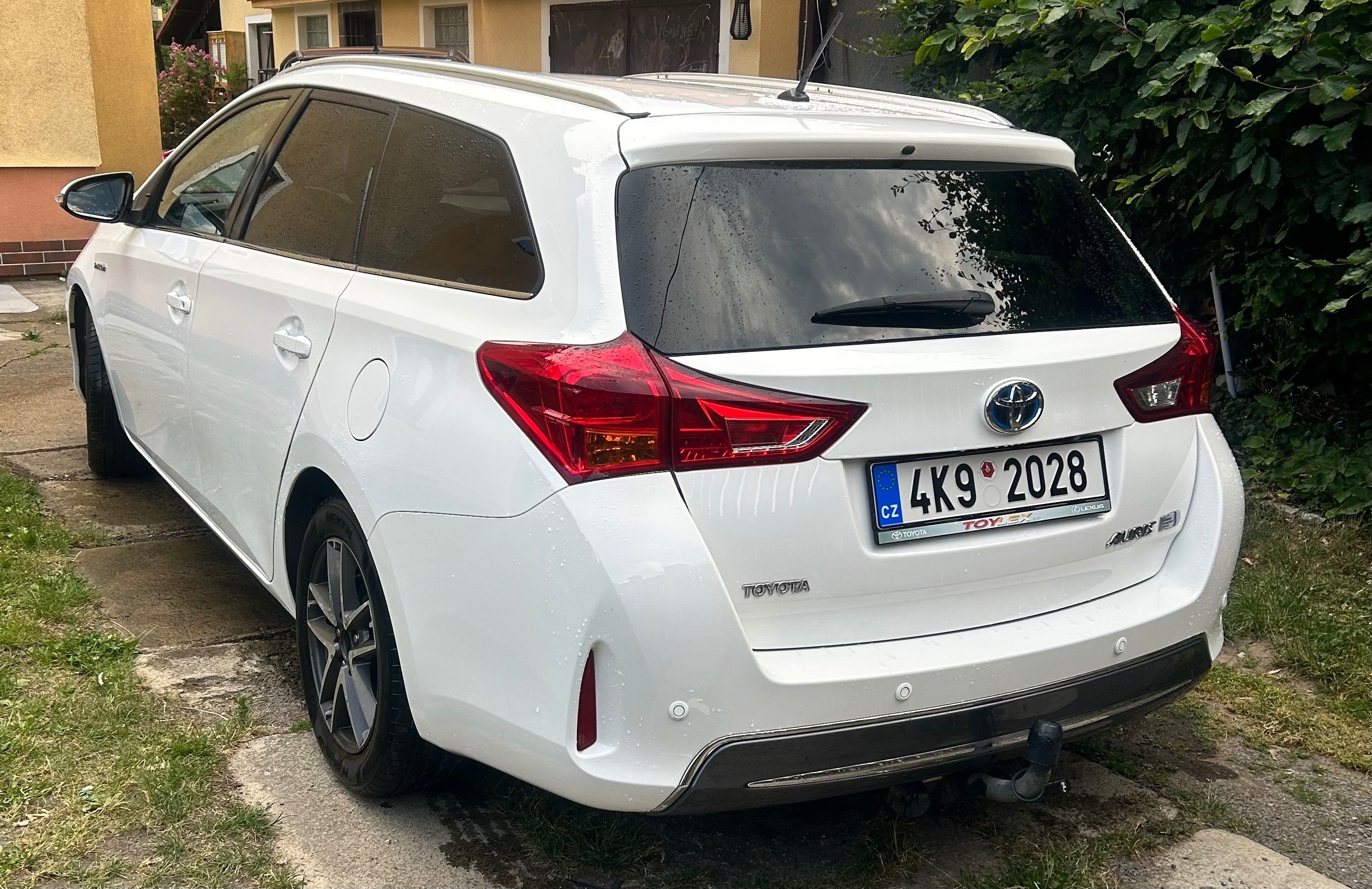 Toyota Auris, TOYOTA AURIS HYBRID - fotka 4