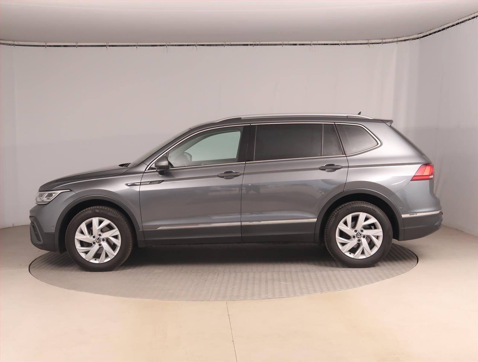Volkswagen Tiguan Allspace, 2.0 TDI, Elegance, Automat - fotka 3