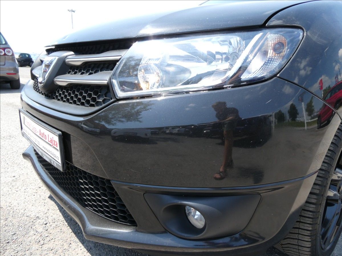 Dacia Logan, 1,2 i 55kW klima,2x kola,závěs - fotka 4