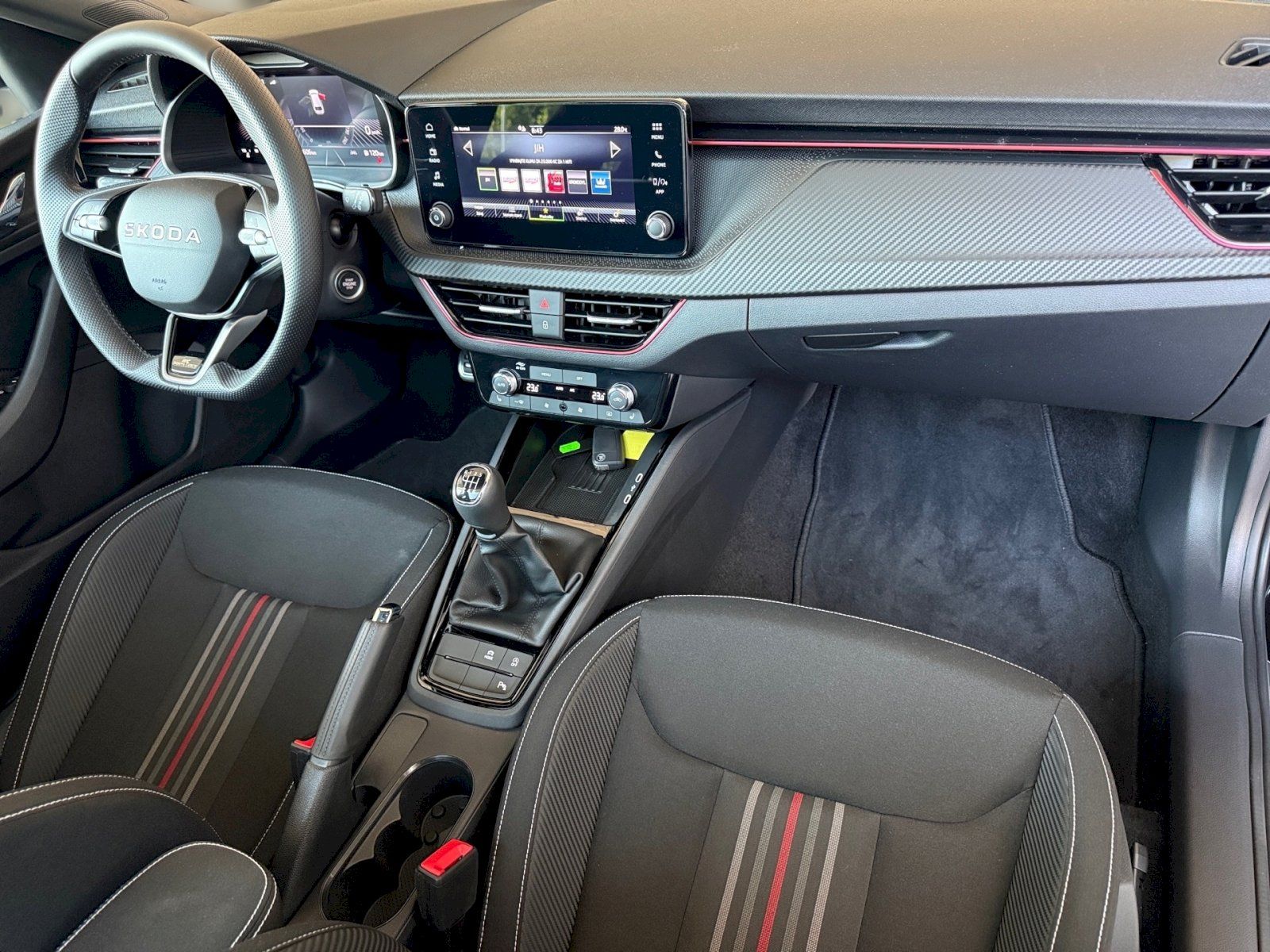 Škoda Scala, 1.0 TSI / 85 kW Monte Carlo - fotka 5