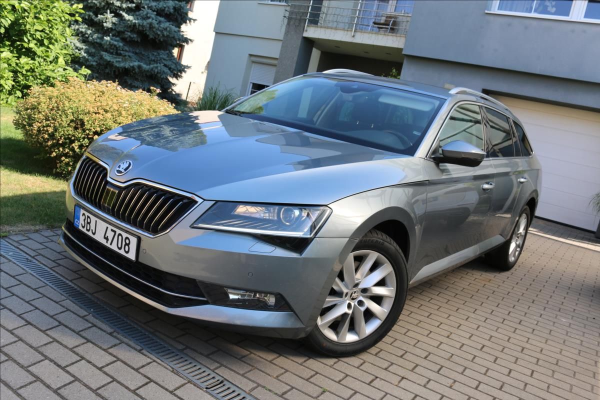 Škoda Superb, 2,0 TDi, DSG , 4x4