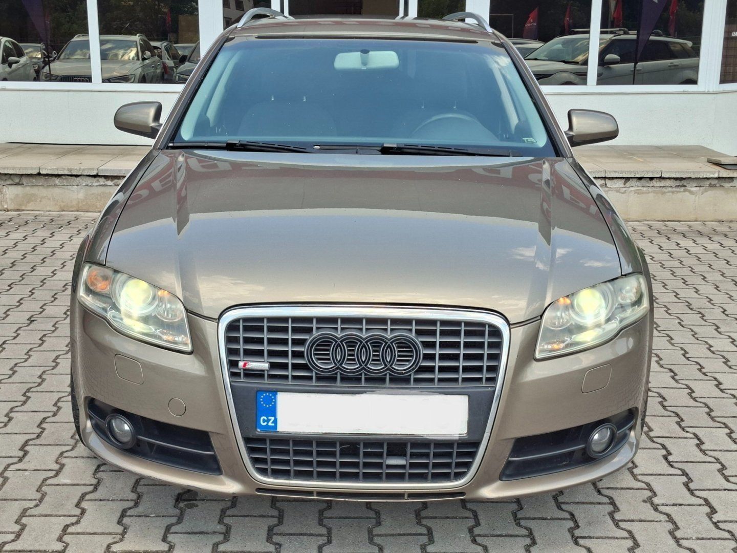 Audi A4, 2.0TDI 103kW AUT - fotka 4
