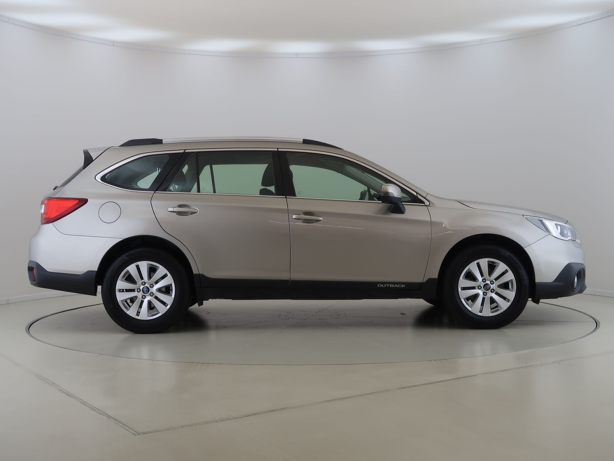 Subaru Outback, 2.5i,129kW,4x4,CZ,1Maj,Tažné - fotka 4