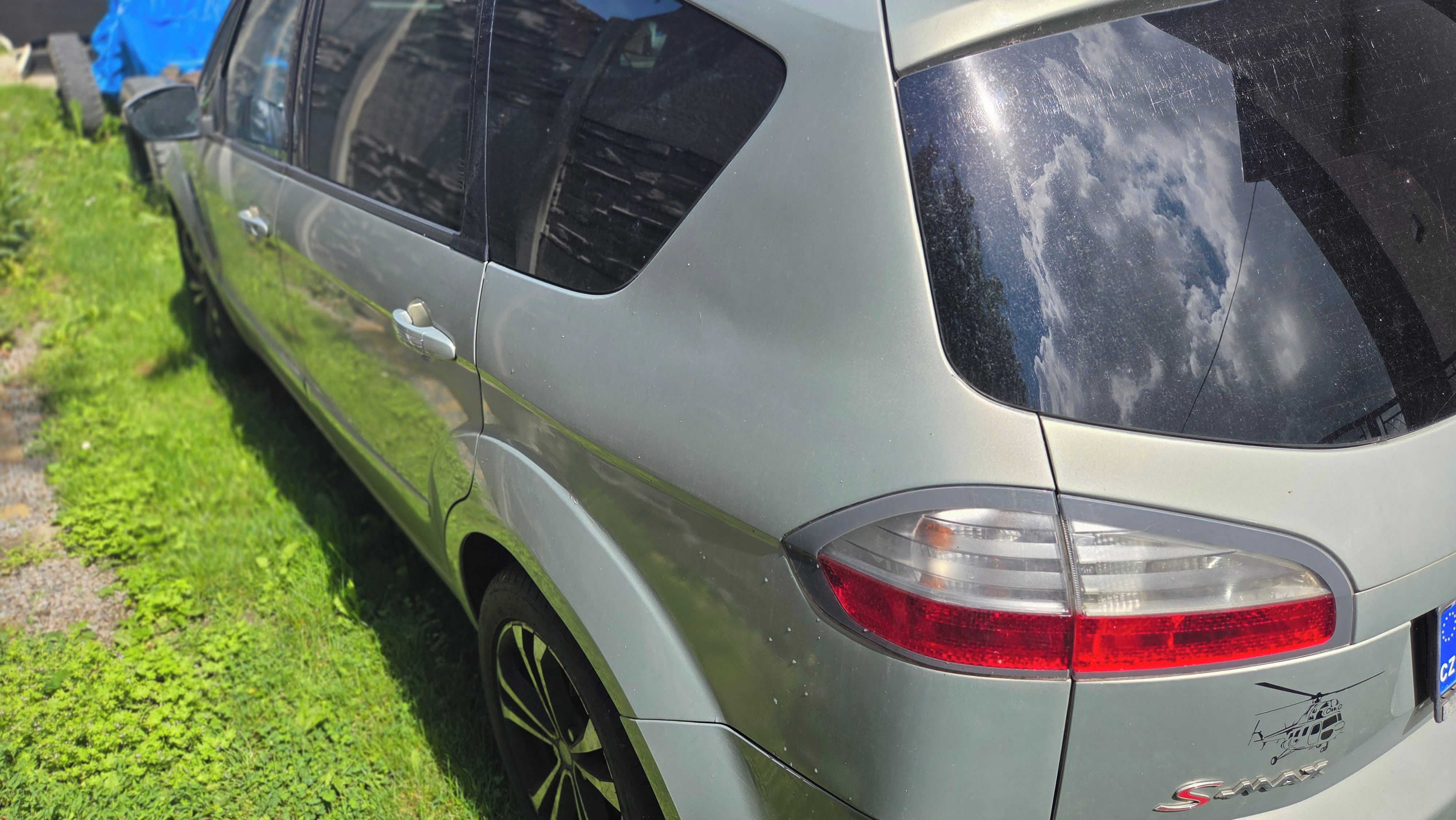 Ford S-MAX, 2.2 Tdci - fotka 5