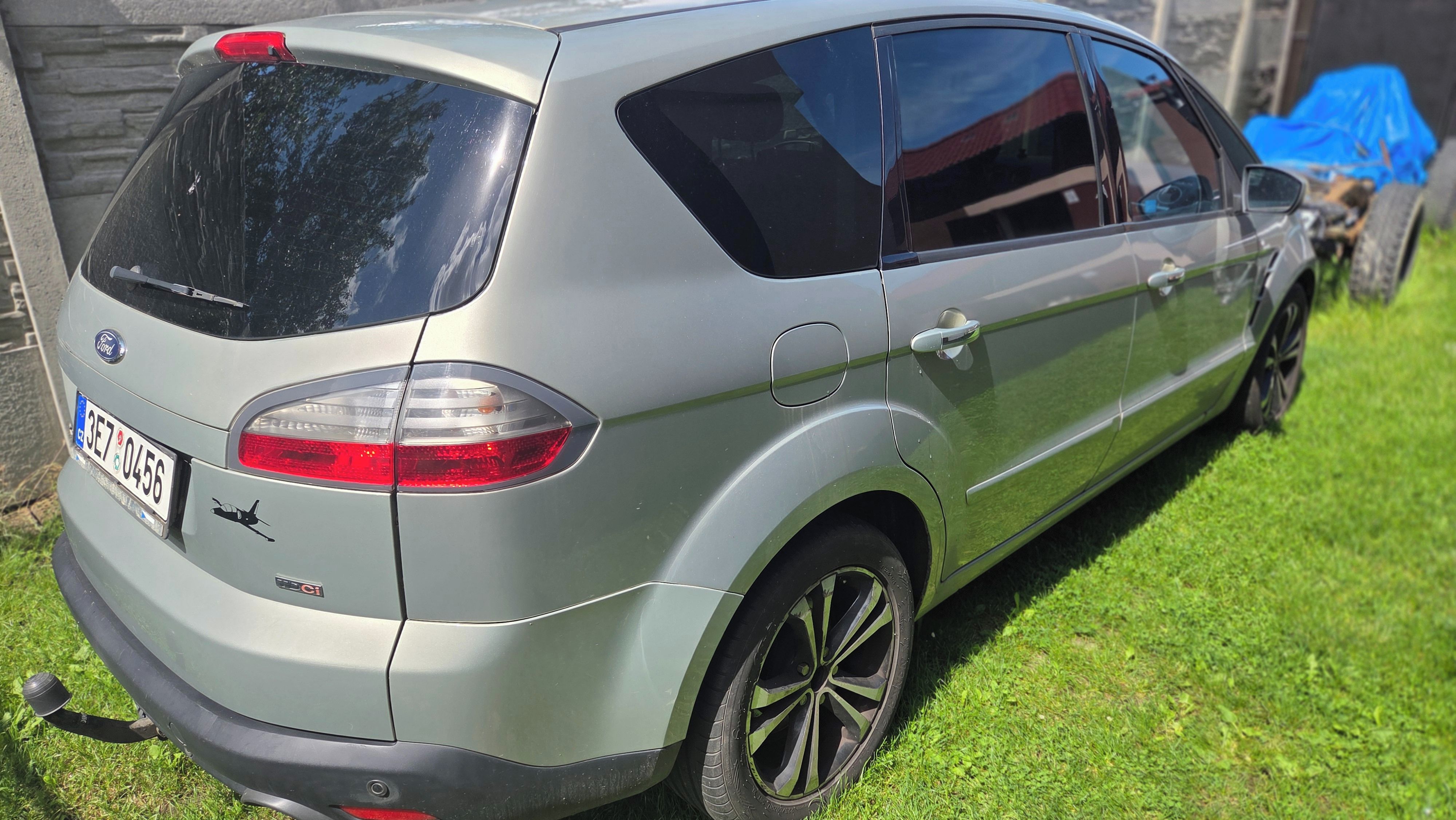 Ford S-MAX, 2.2 Tdci - fotka 4