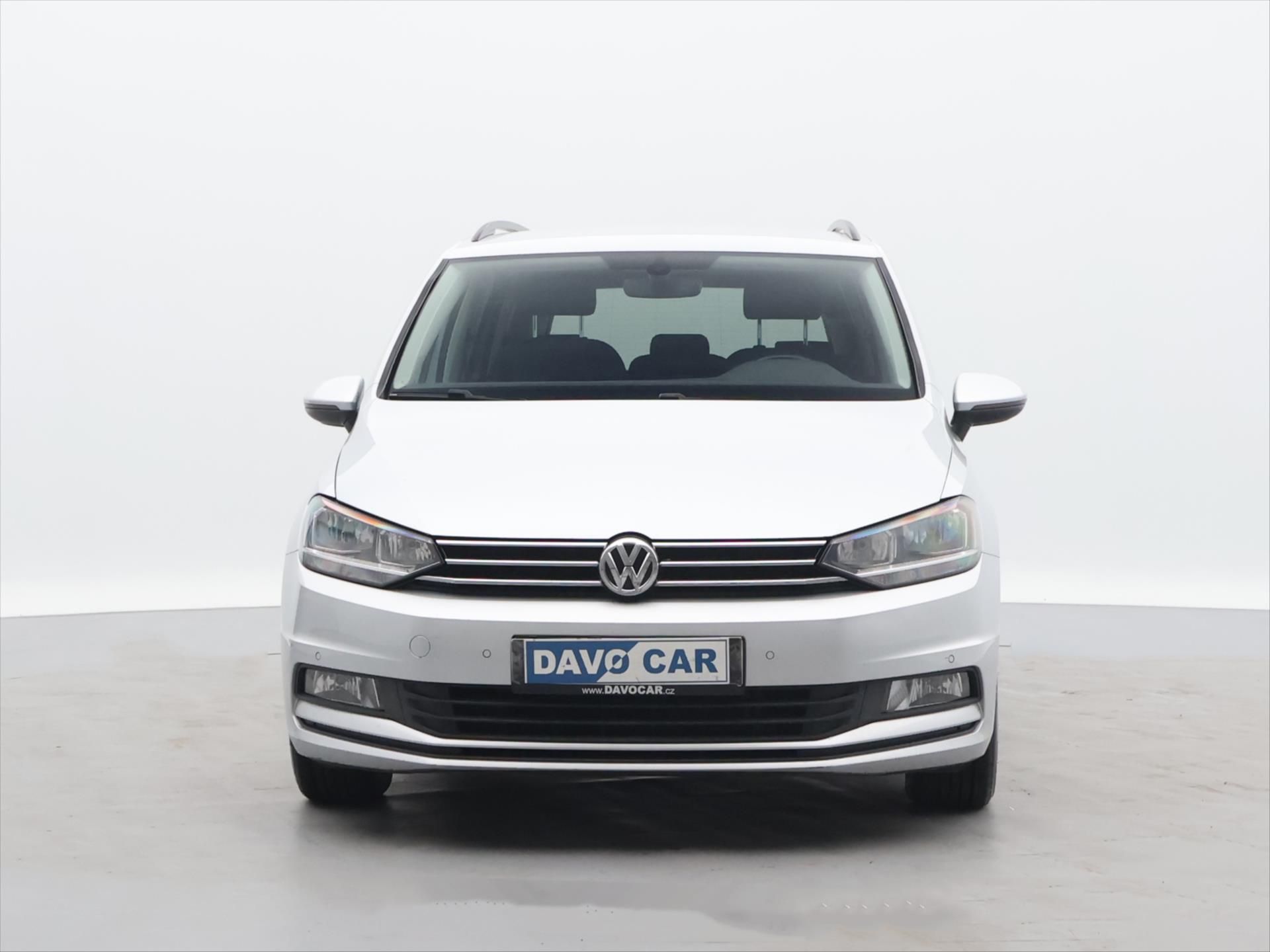 Volkswagen Touran, 1,6 TDI 81KW DSG 7-Míst - fotka 2