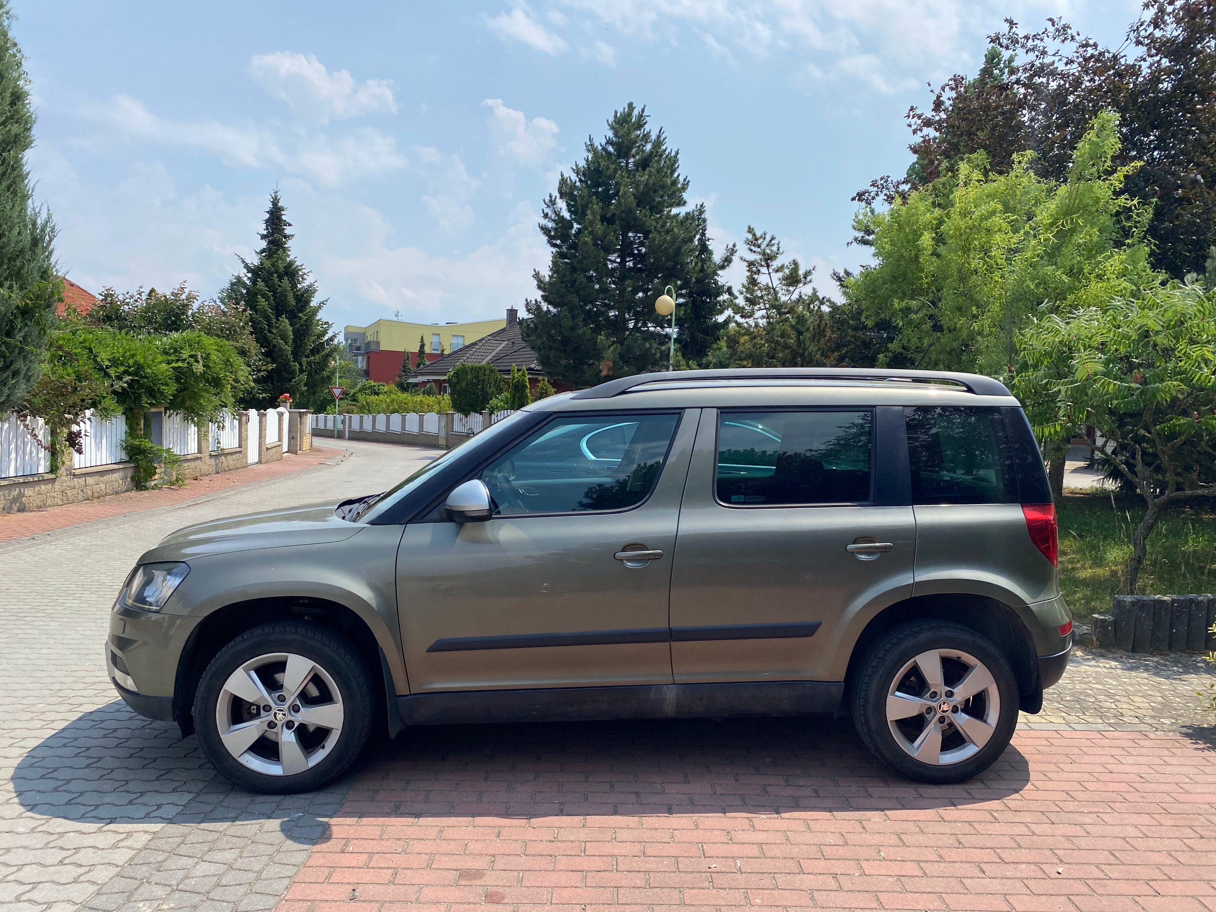 Škoda Yeti, 4×4 TZ Elegance Xenony - fotka 3
