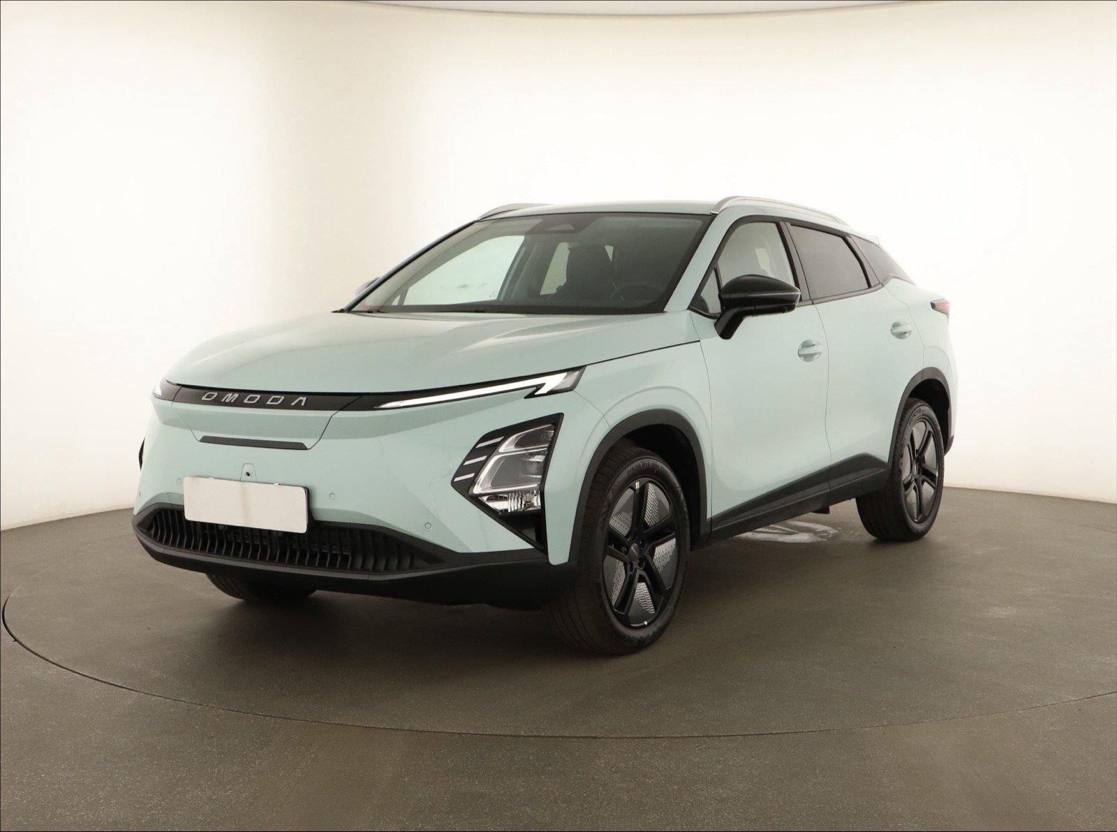 Omoda E5, 61 kWh, Premium, Ad. tempomat - fotka 2