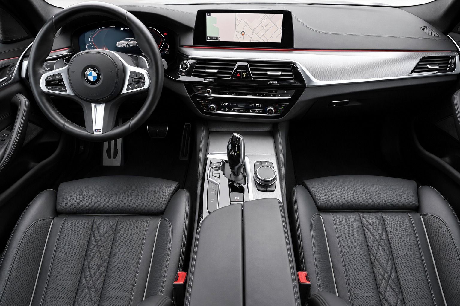 BMW Řada 5, M550d x-Drive B&W LASER PANO - fotka 3