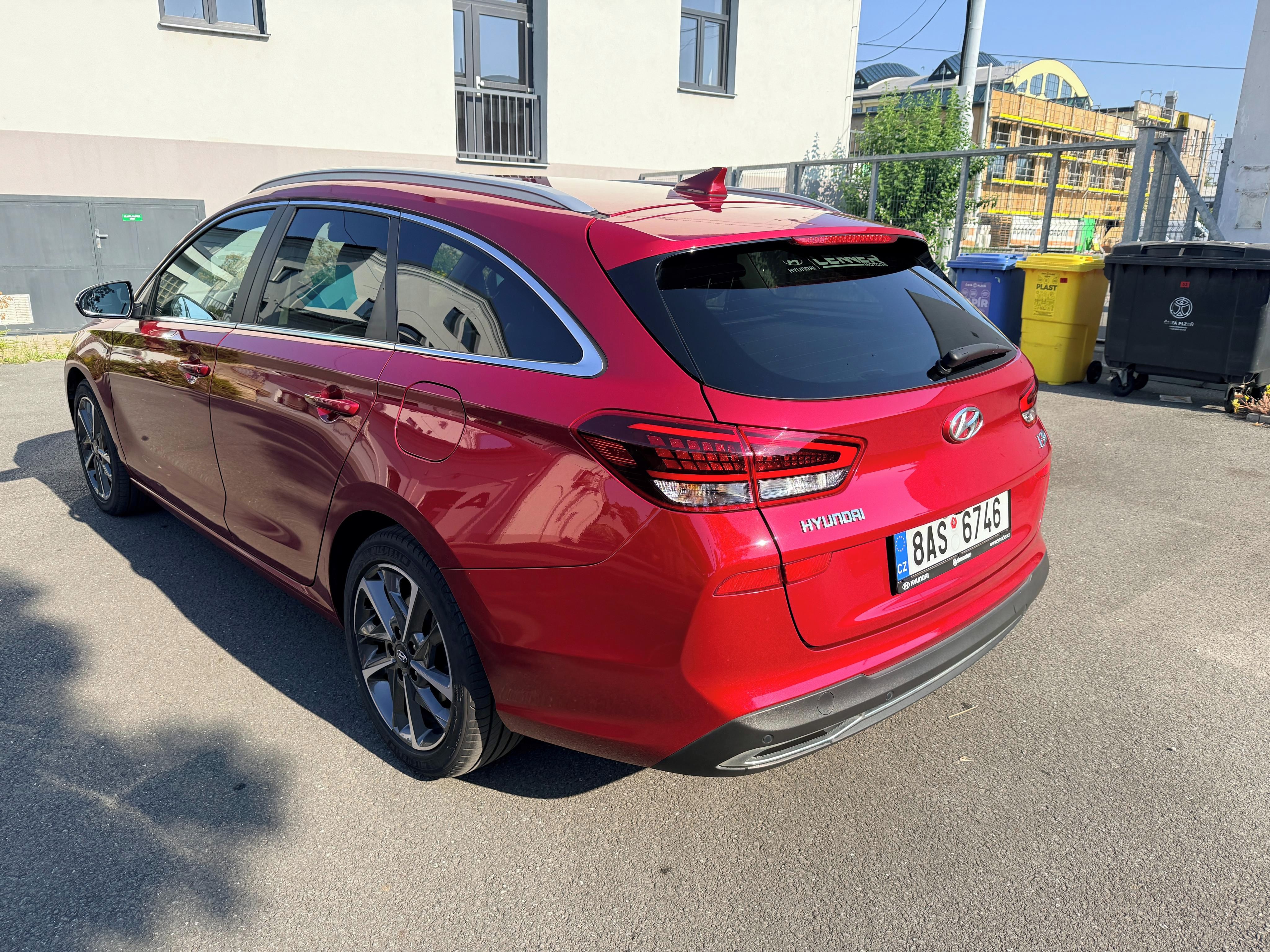 Hyundai i30, 1.5 T-GDI automat - fotka 4
