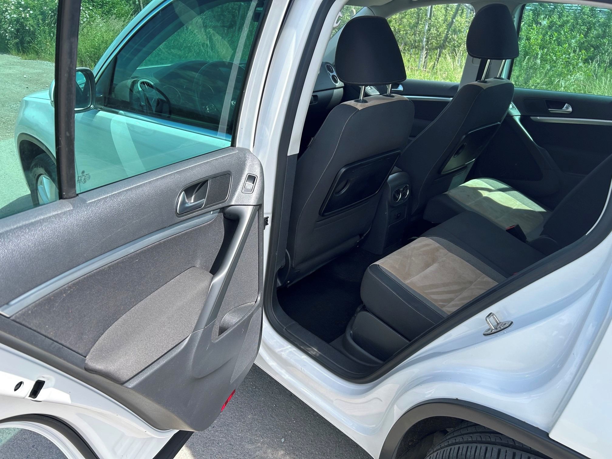 Volkswagen Tiguan, VW Tiguan 2.0 TSI 132Kw - fotka 5