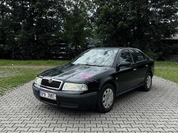 Škoda octavia I 2.0i 85kw