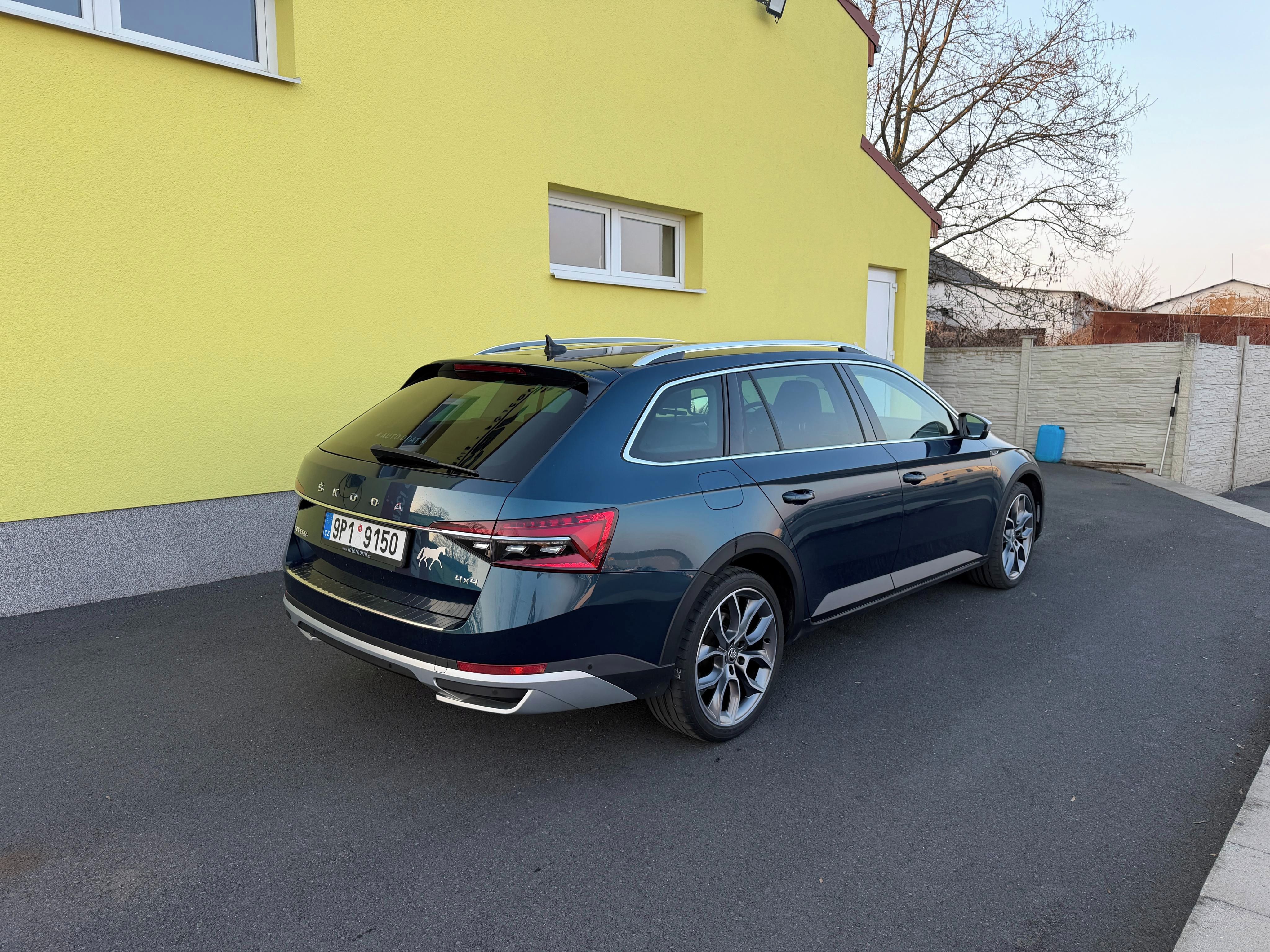 Škoda Superb, SCOUT, 4x4 - fotka 5