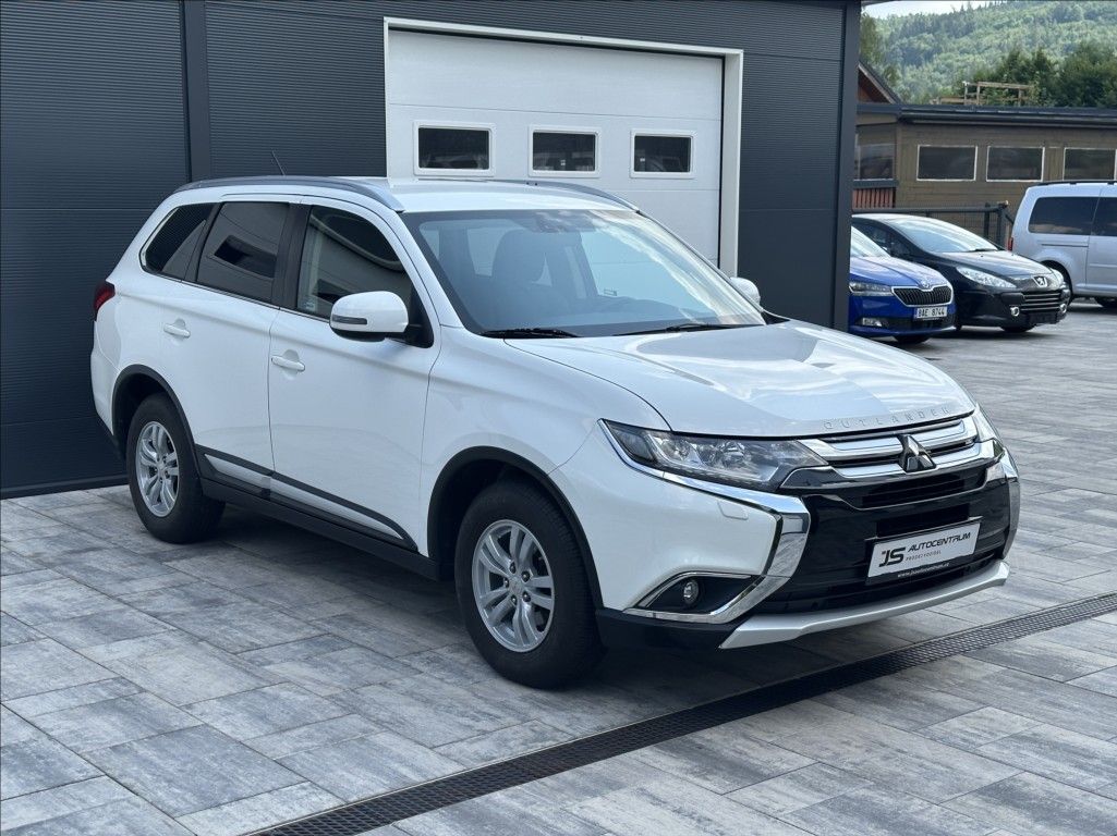 Mitsubishi Outlander, 2,0 150PS  Intense A/T 4x4 - fotka 5