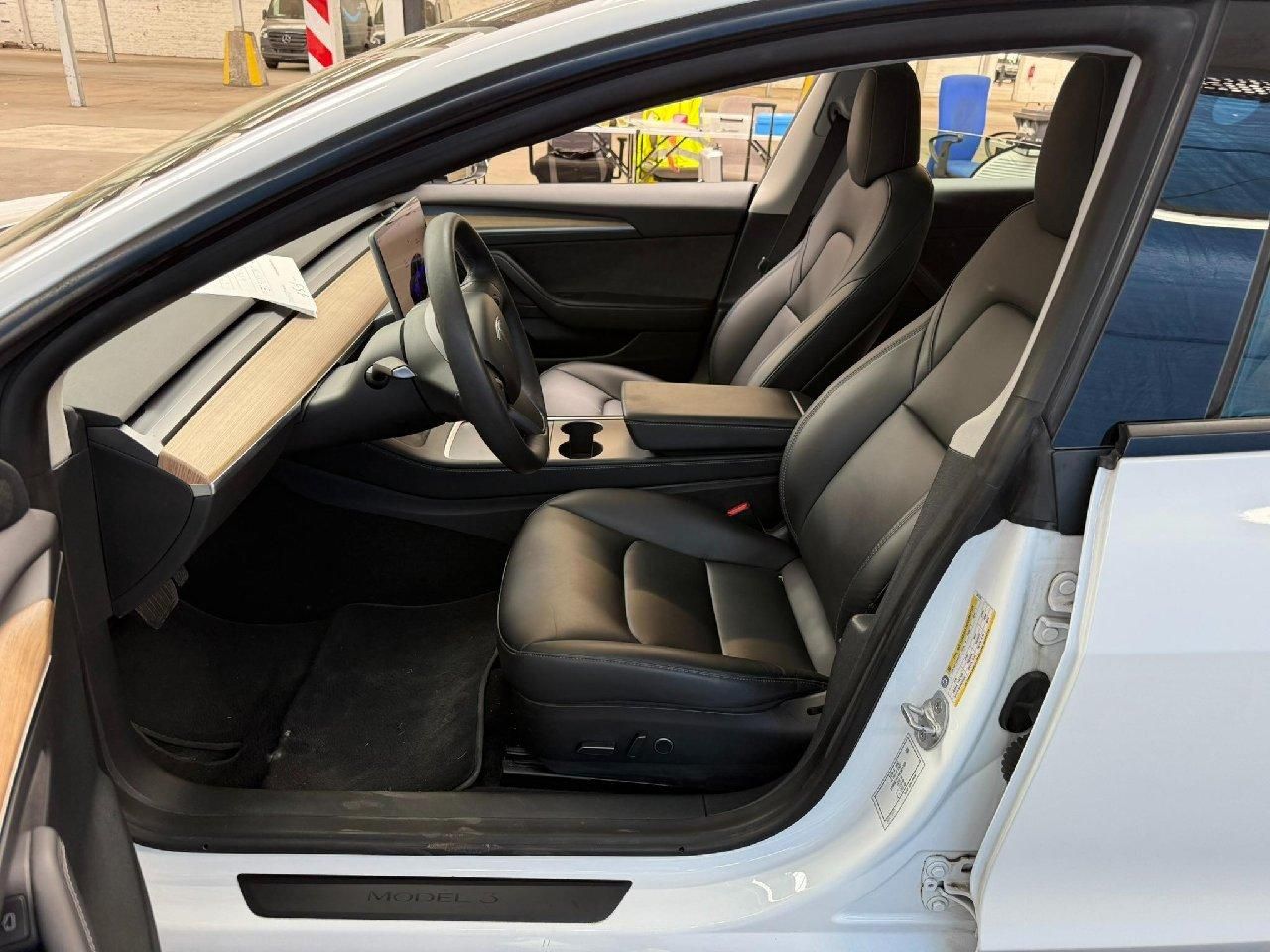 Tesla Model 3, AWD Long Range    PŘIPRAVUJEME - fotka 6