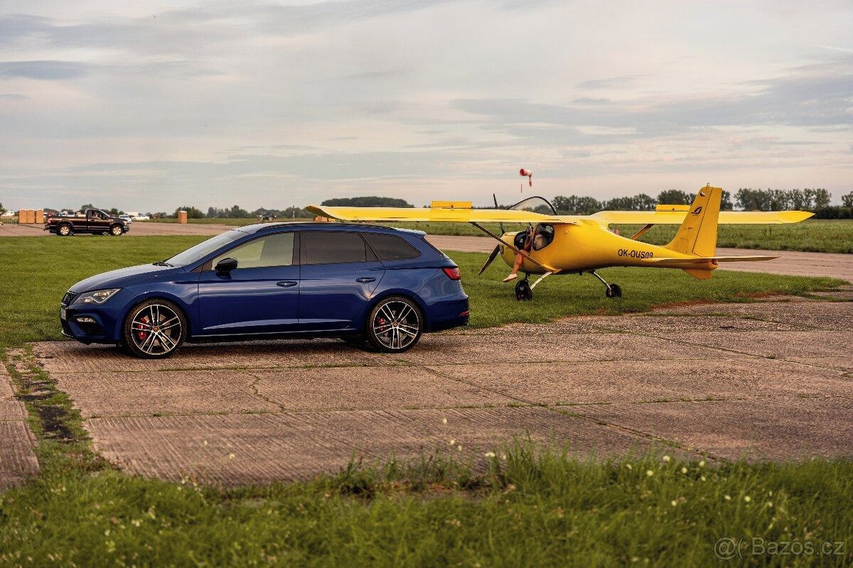 Seat Leon, 2.0 TSI 221kW DSG Cupra 4Drive - fotka 4