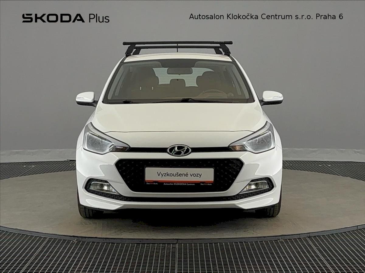 Hyundai i20, i55 kW Family Club - fotka 4