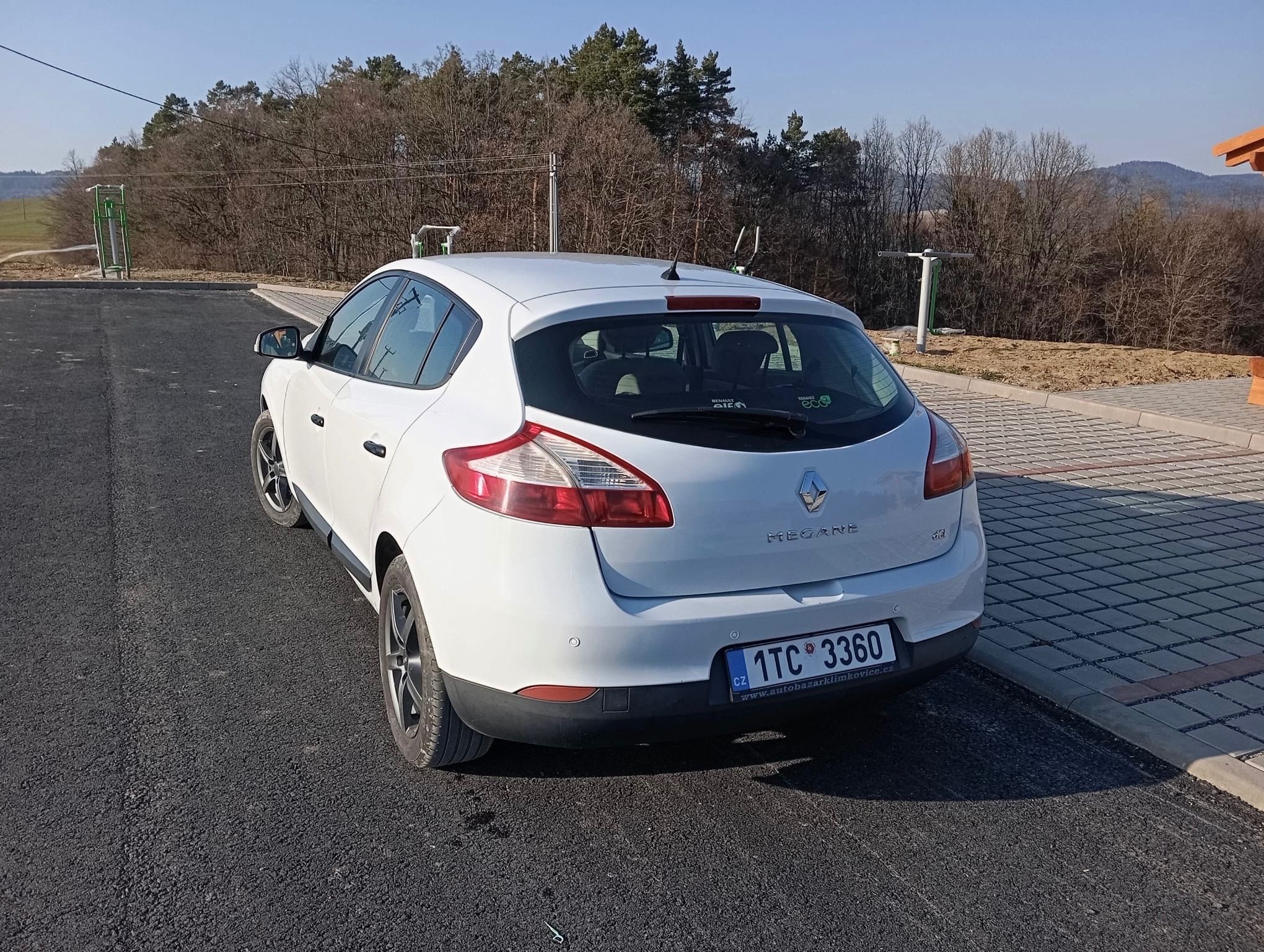 Renault Mégane, 1.5 dCi, 66 kW, 2010, servisov - fotka 3