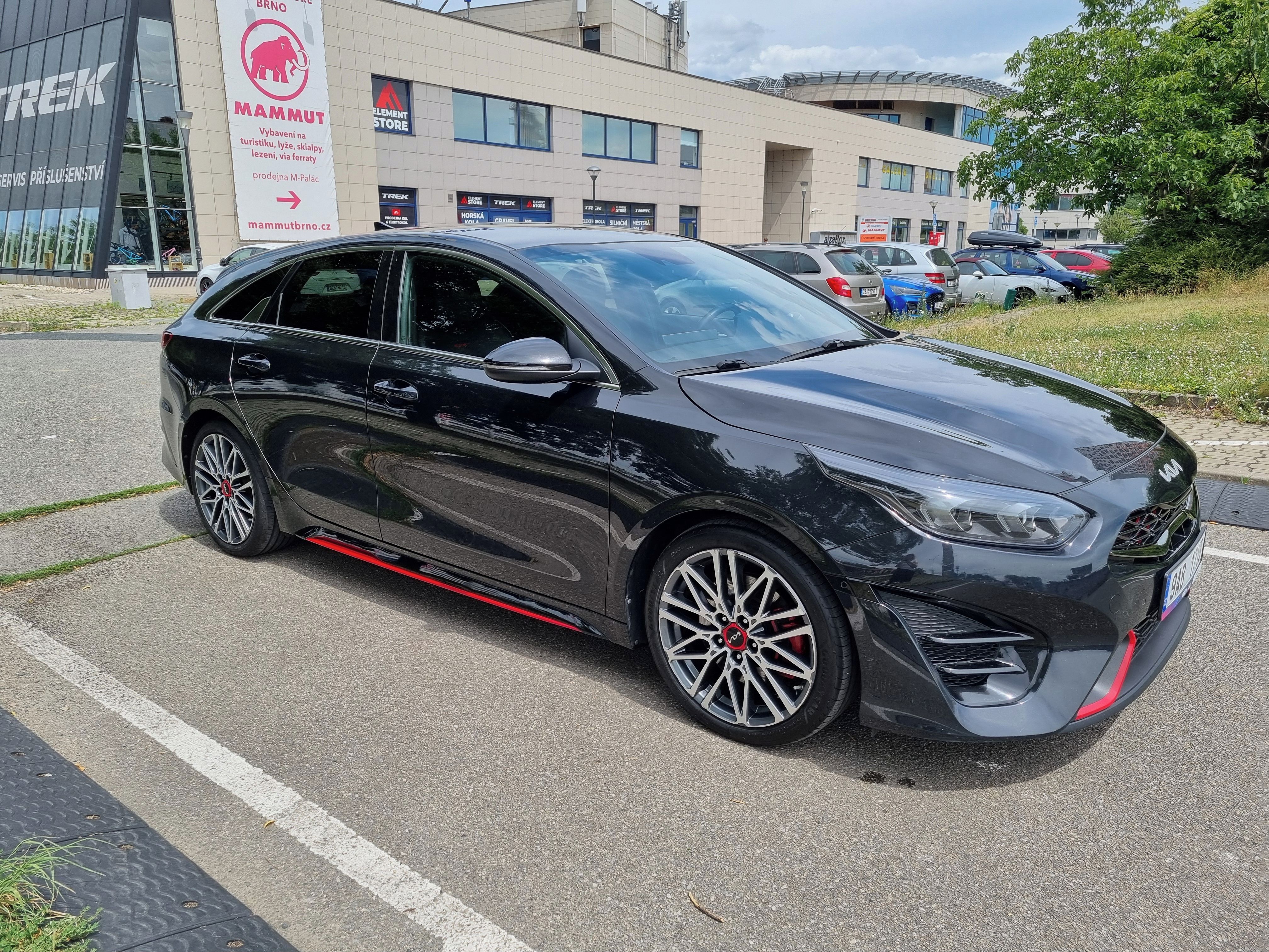 Kia ProCeed, Kia ProCeed GT, 1,6 T-GDI - fotka 3