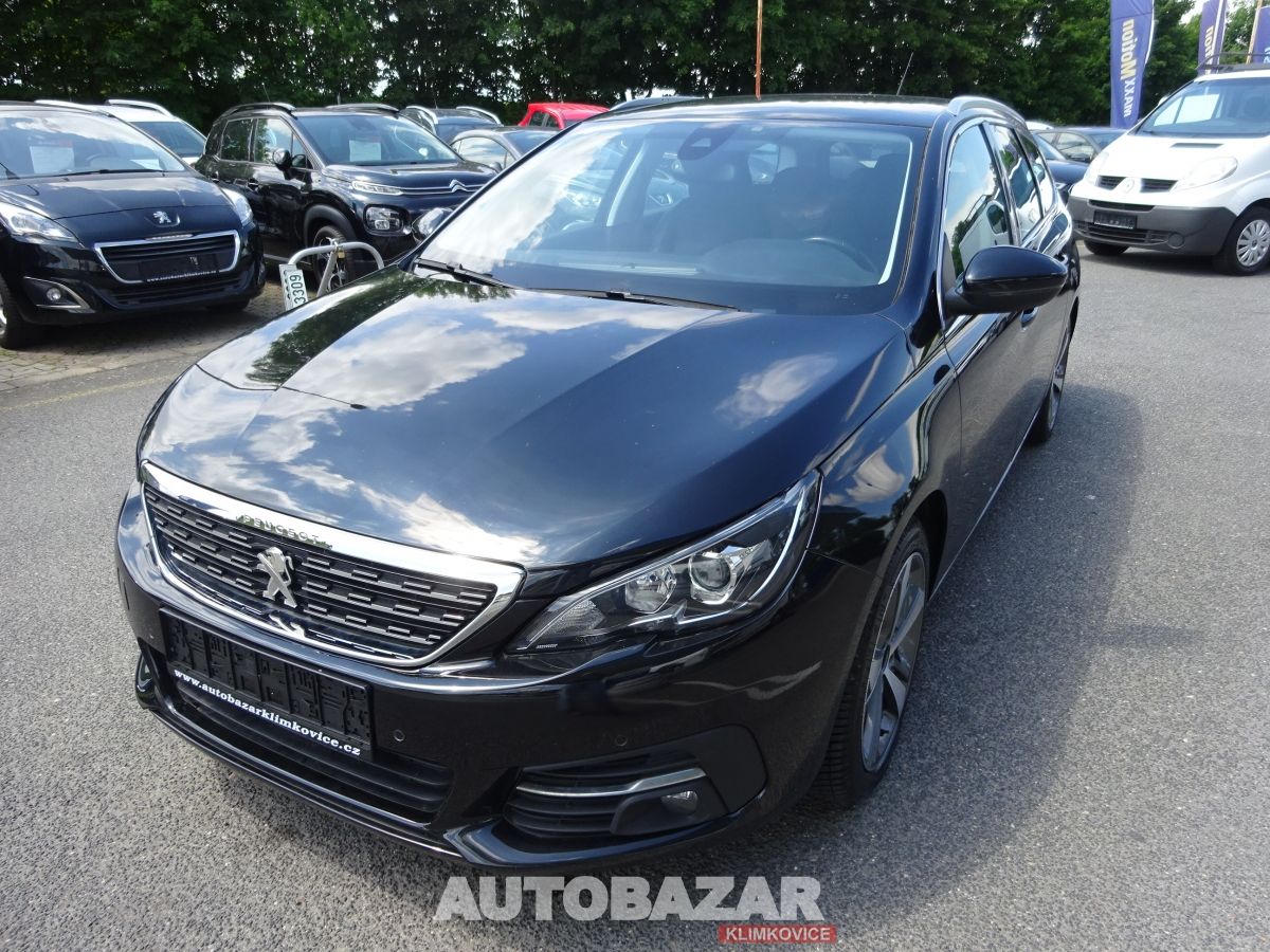 Peugeot 308, 1,2 PureTech,GARANCE KM,1 MAJ