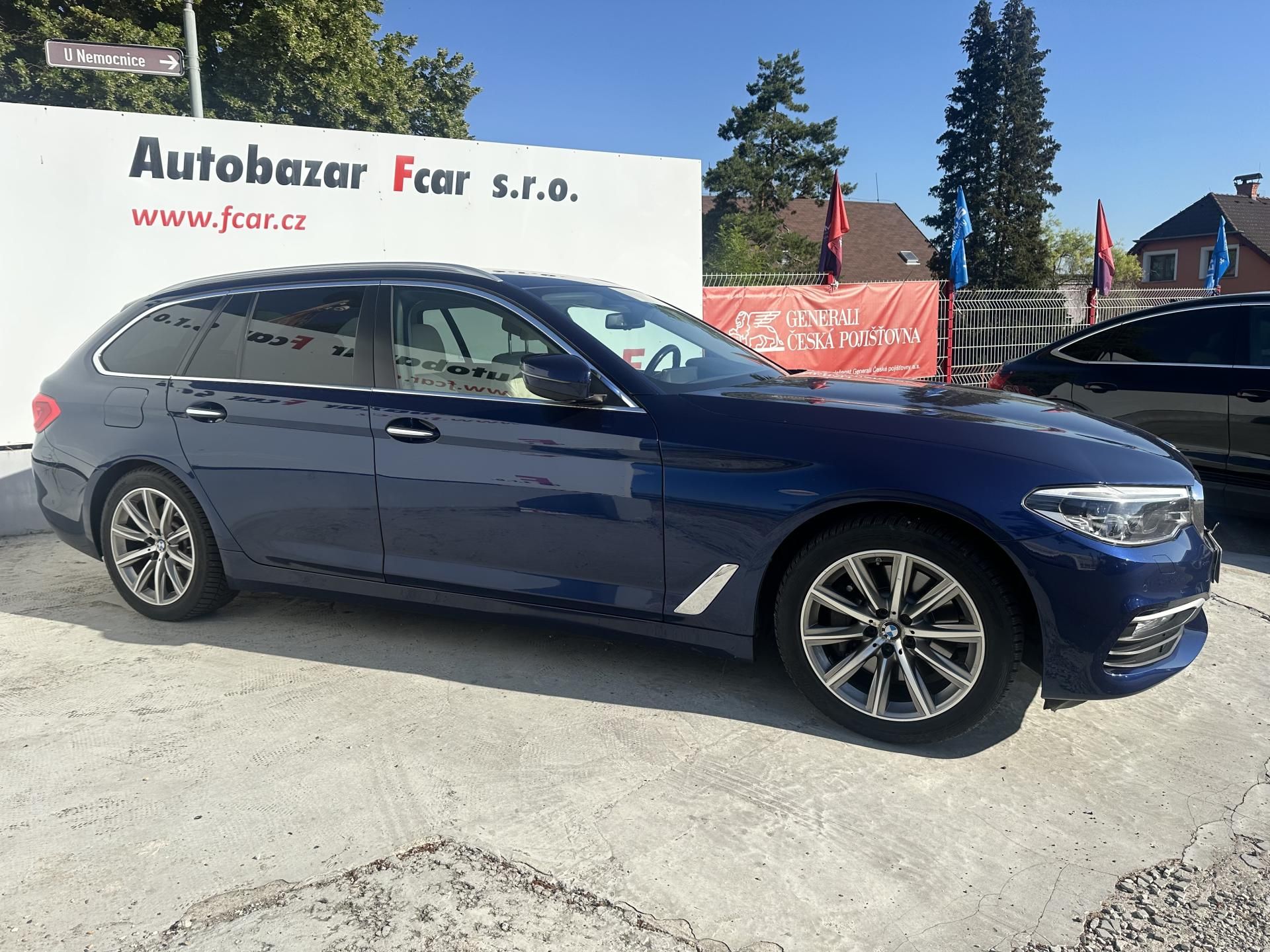 BMW Řada 5, 530d xDRIVE LUXURY - fotka 4