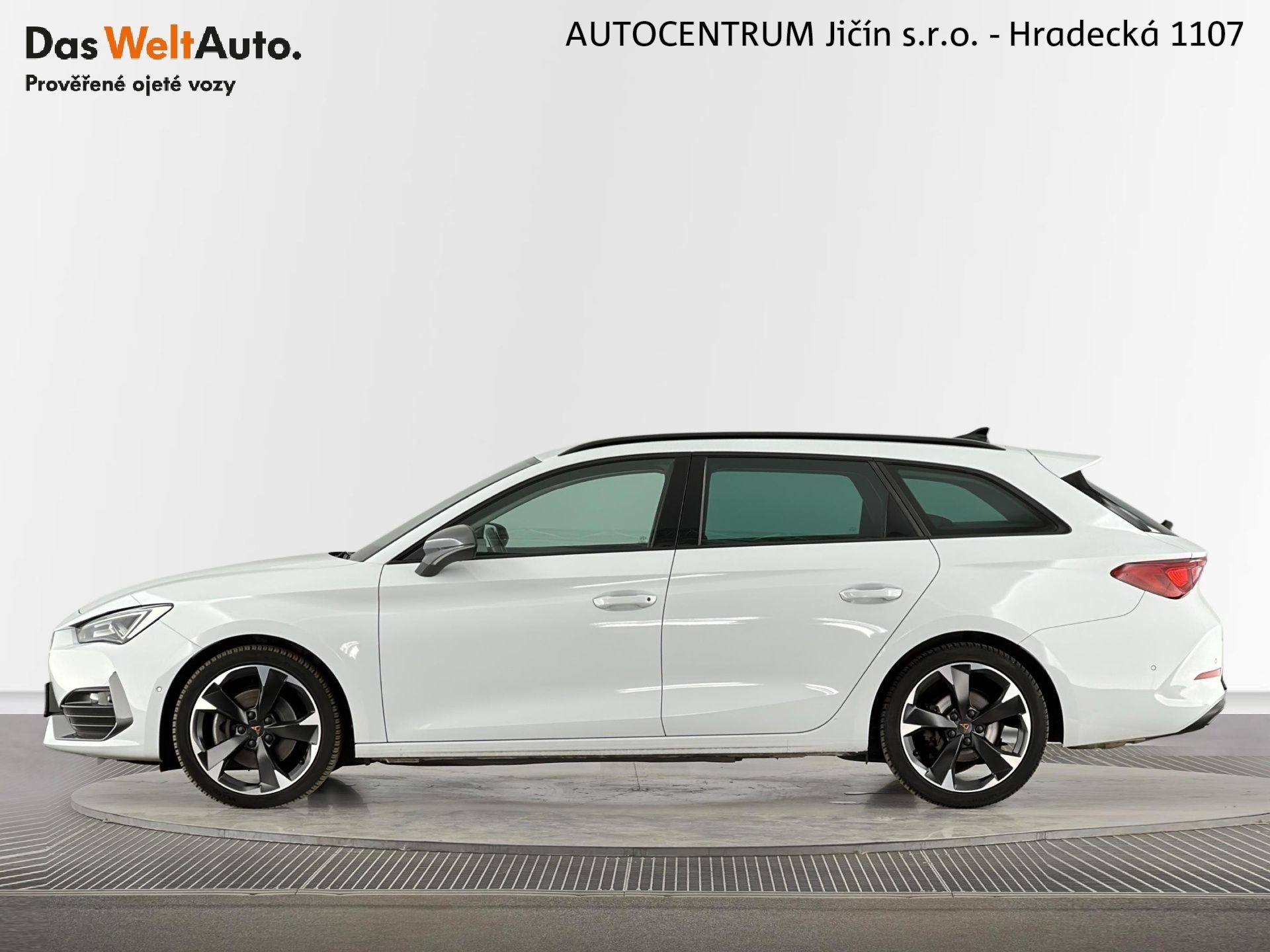 Cupra Leon, ST 2.0 TSI 140kW DSG - fotka 3