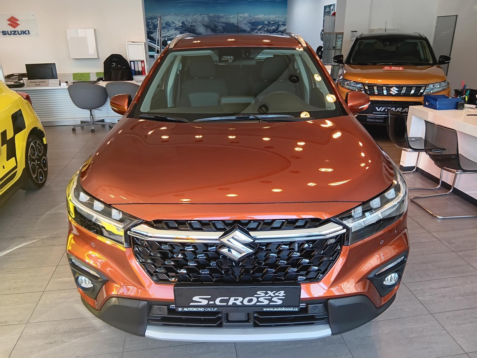 Suzuki S-Cross, PREMIUM 1,4 HYBRID M/T 4x4 MY2 - fotka 3