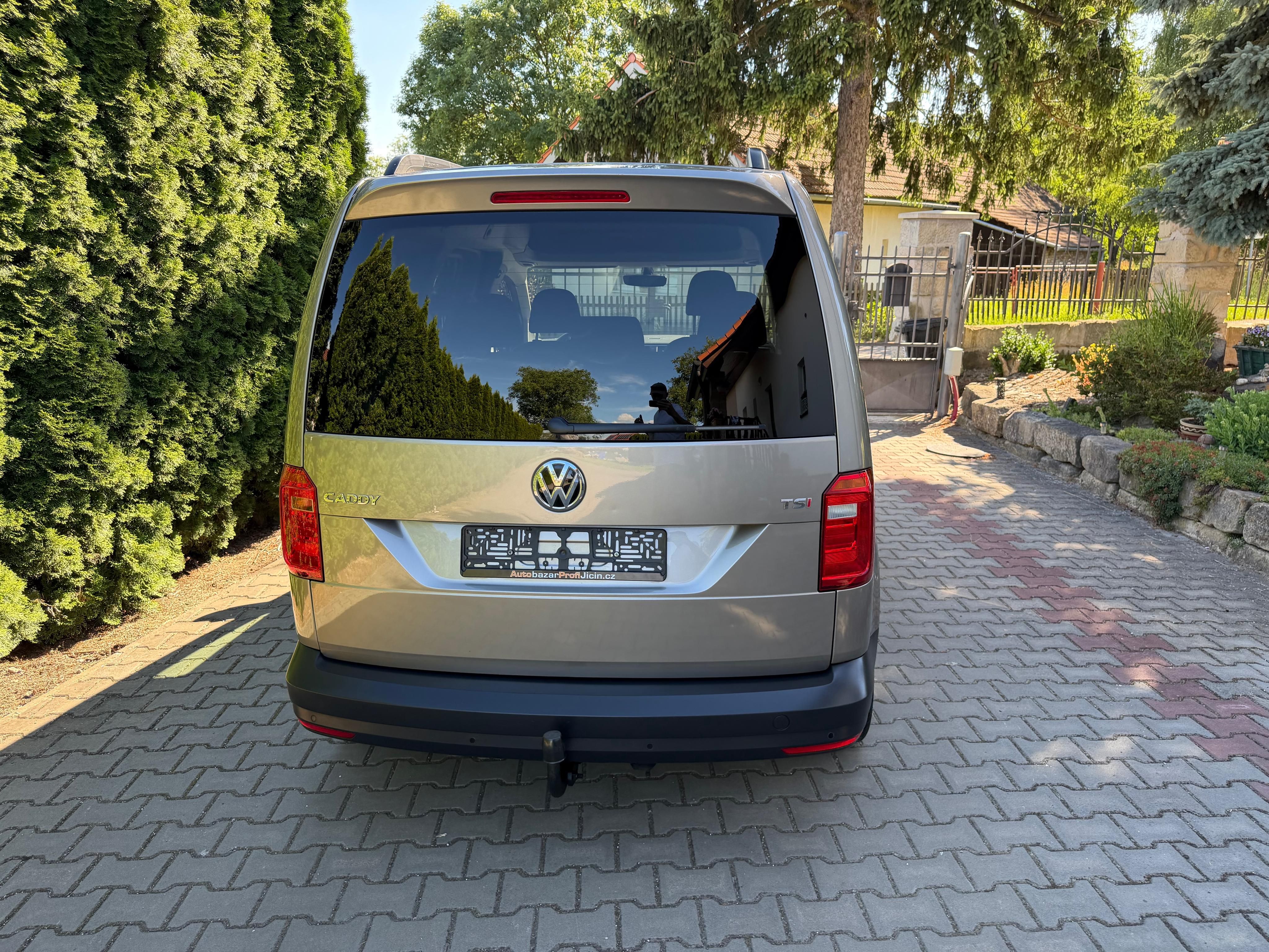 Volkswagen Arteon, 1,4TSi/ 92kw 1 Majit. serviska - fotka 5