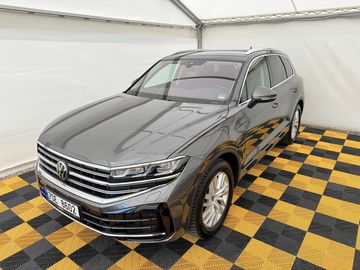 3.0Tdi*1-MAJ*DPH*ELEGANCE*