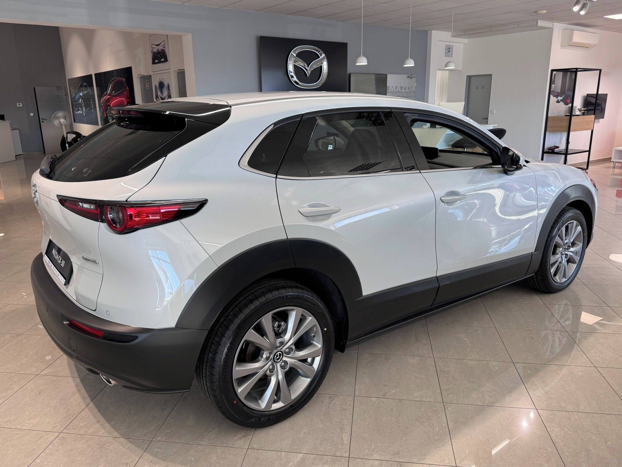 Mazda CX-30, 2,5 6MT Centre Line Style - fotka 4